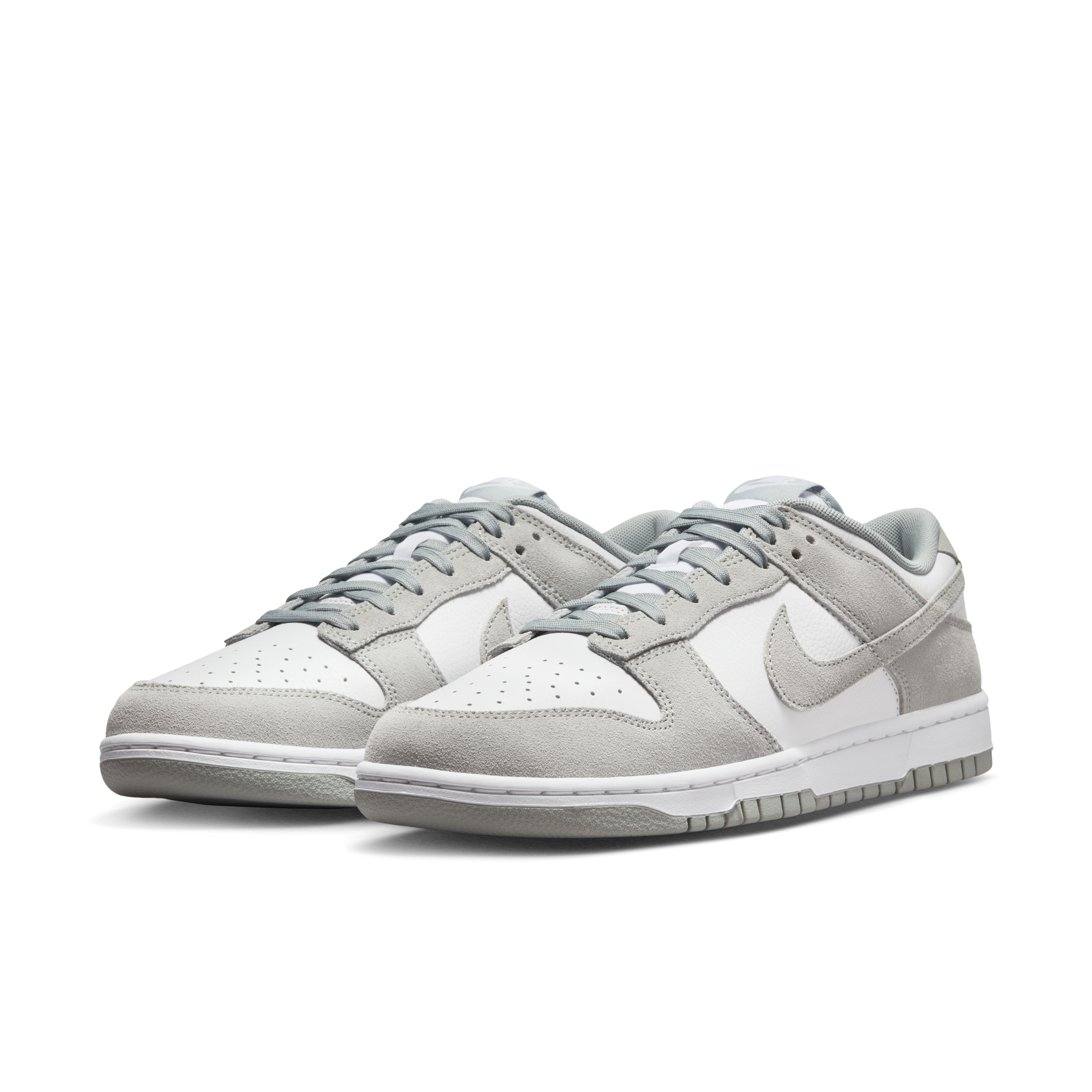 Nike Dunk Low Retro Men's Shoes