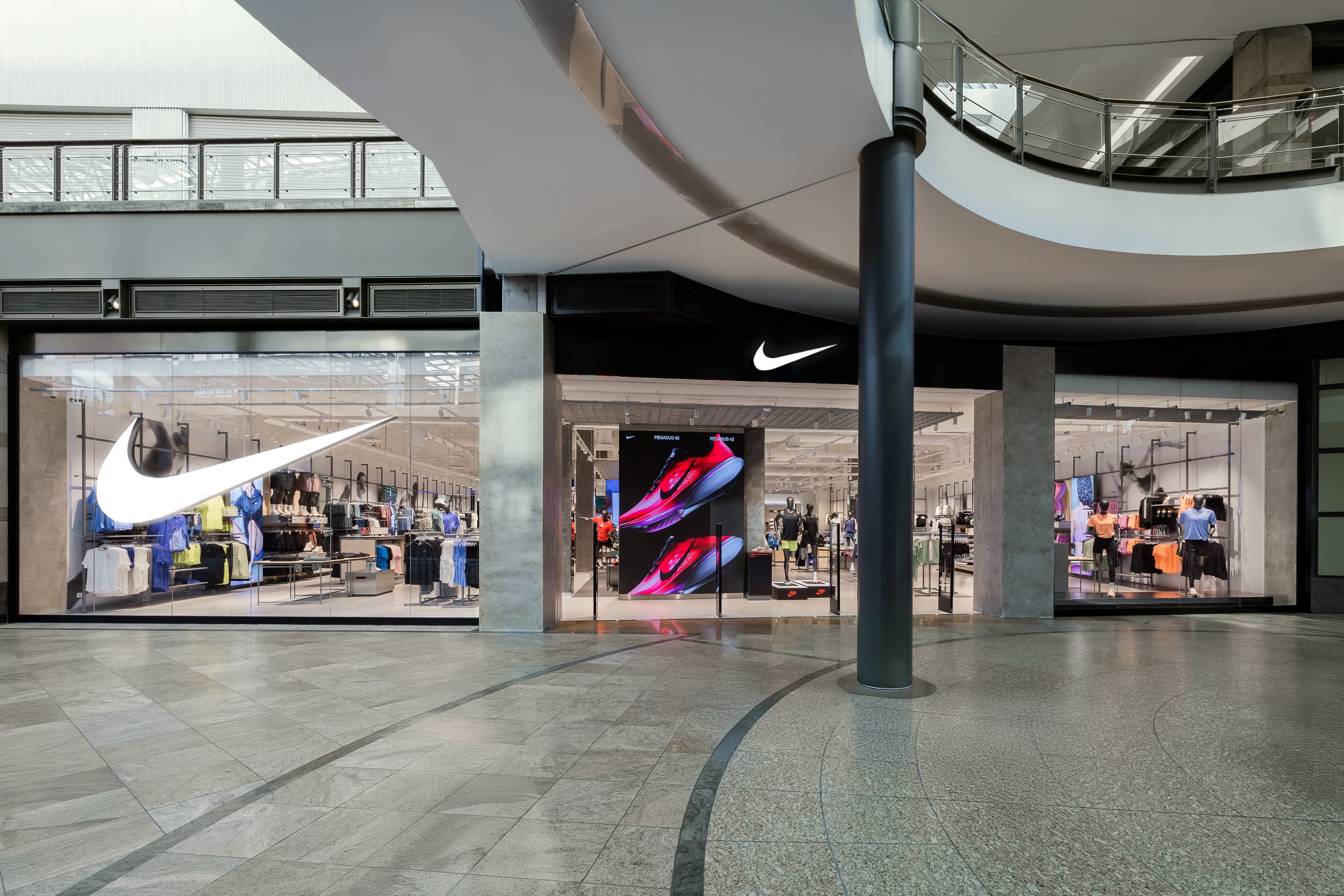 NIKE STORE OBERHAUSEN CENTRO (Partnered)