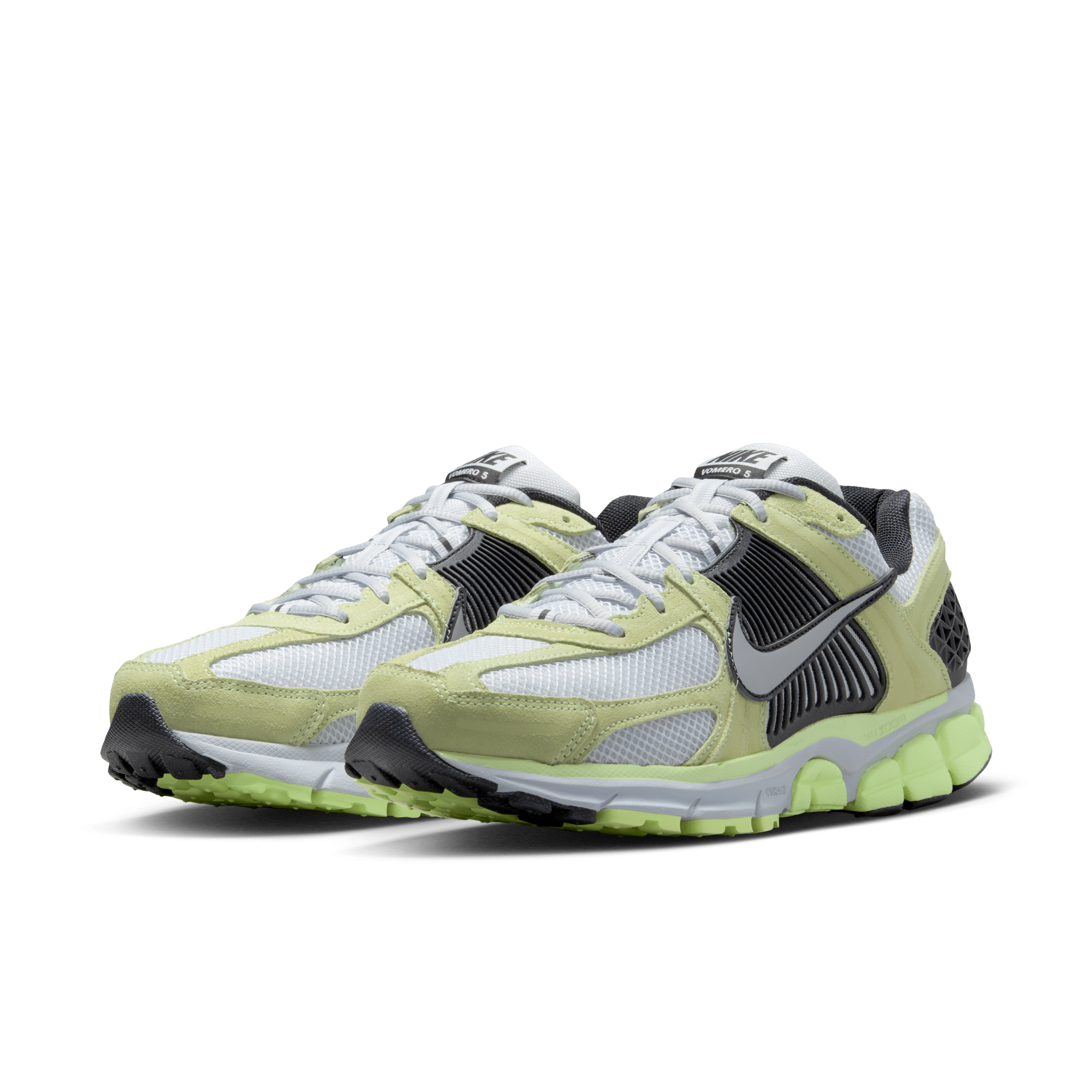 Nike Zoom Vomero 5 SE Men's Shoes with Reflective Accents