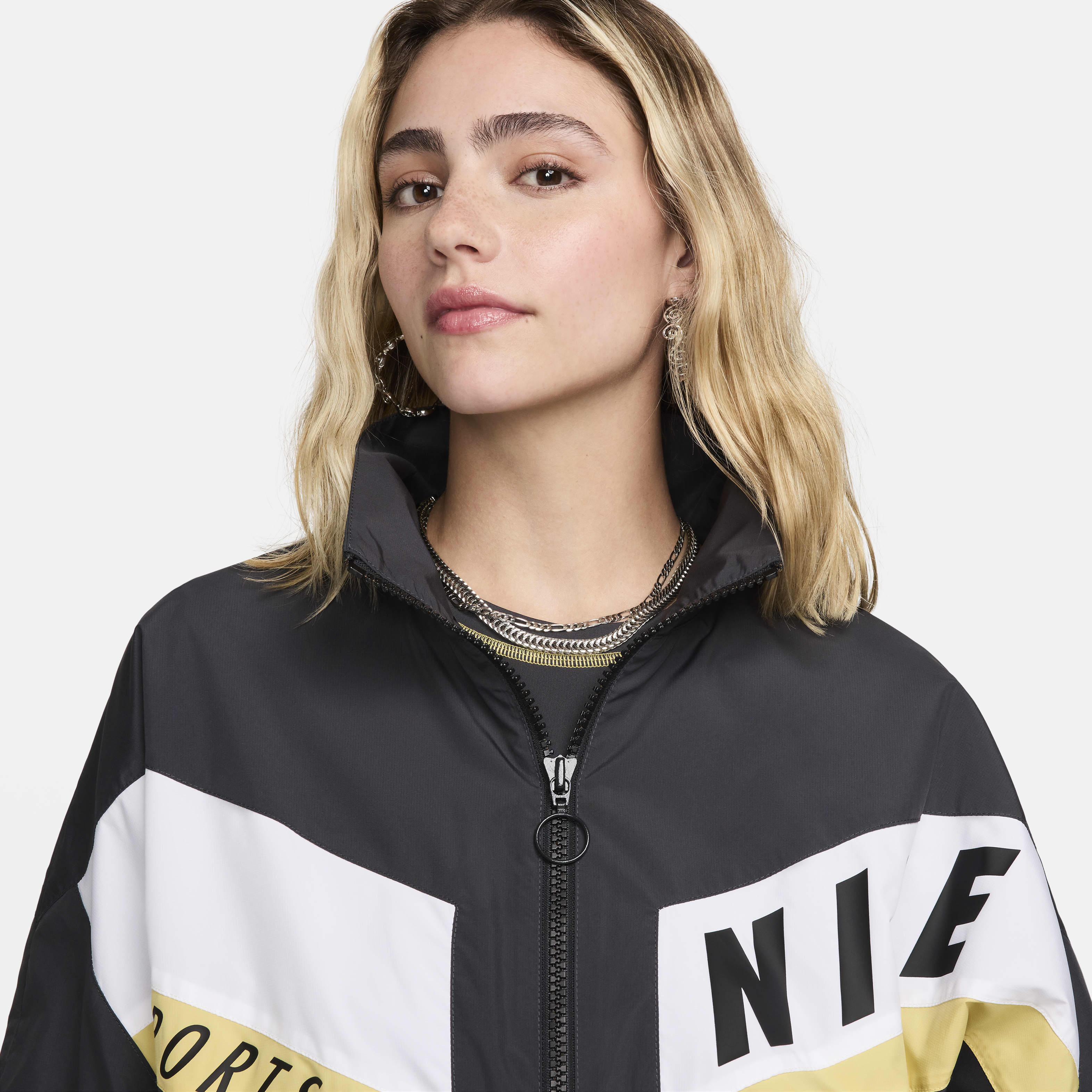 Nike Sportswear Women's Woven Jacket