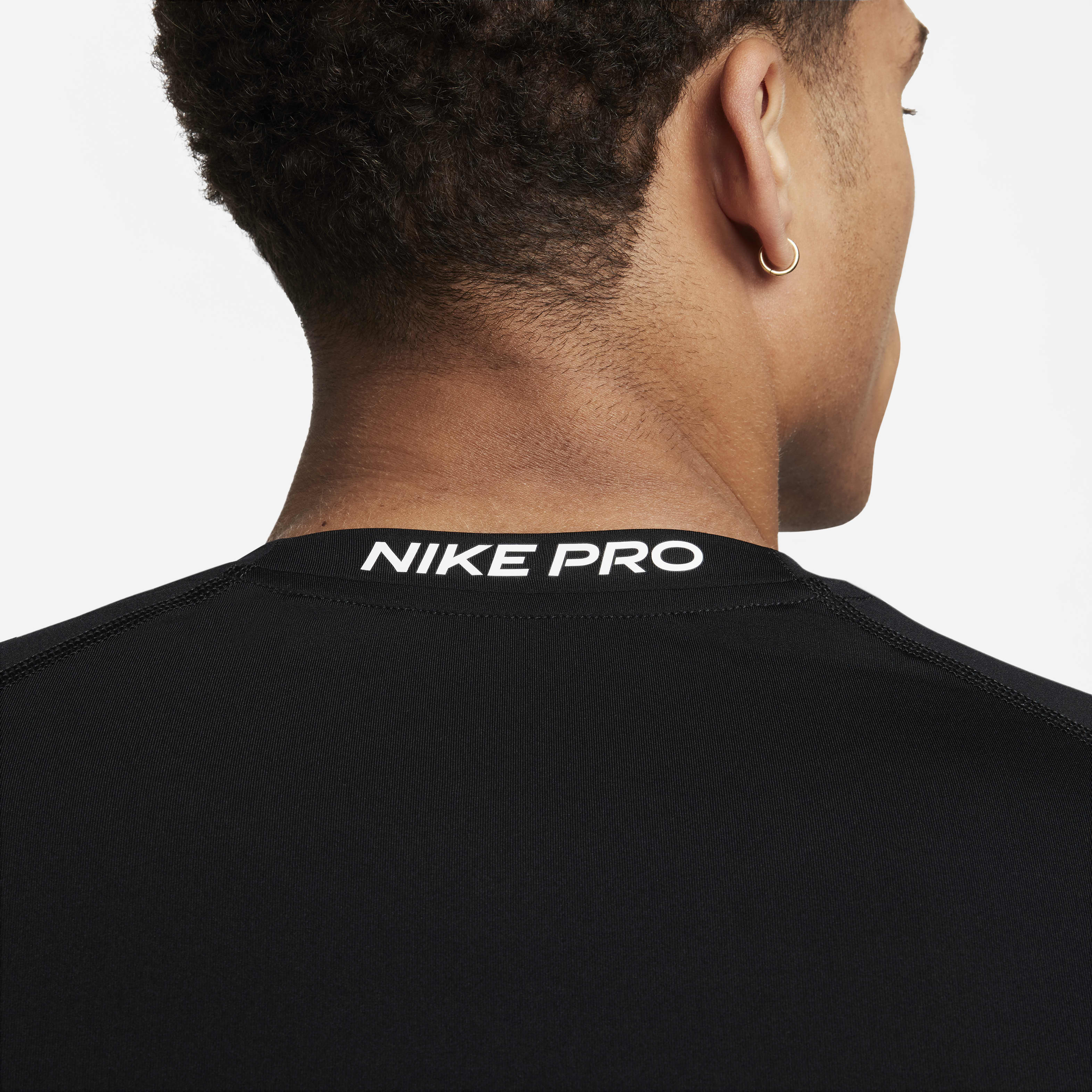 Nike Pro Men's Dri-FIT Slim Long-Sleeve Fitness Top