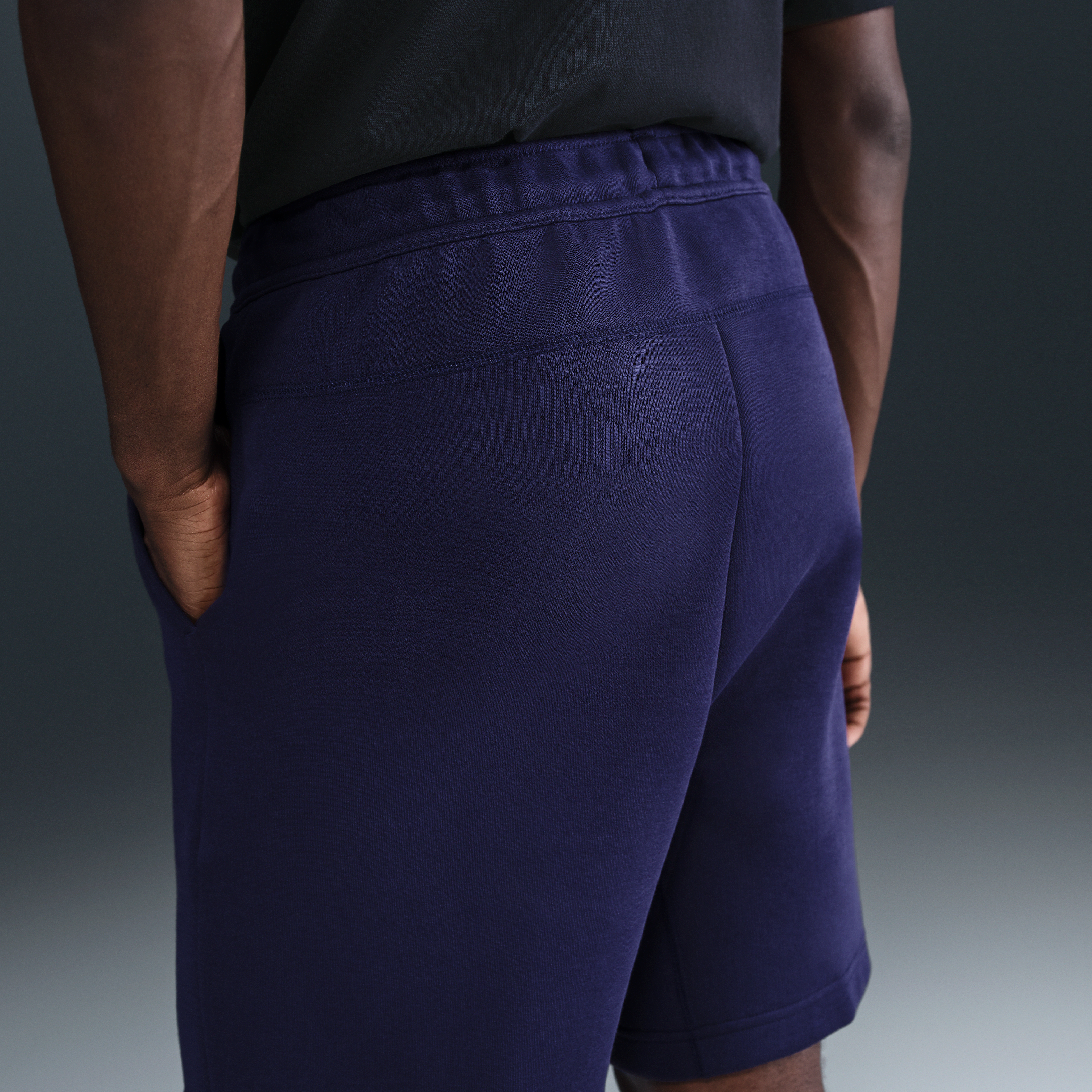 FC Barcelona Tech Men's Nike Soccer Fleece Shorts
