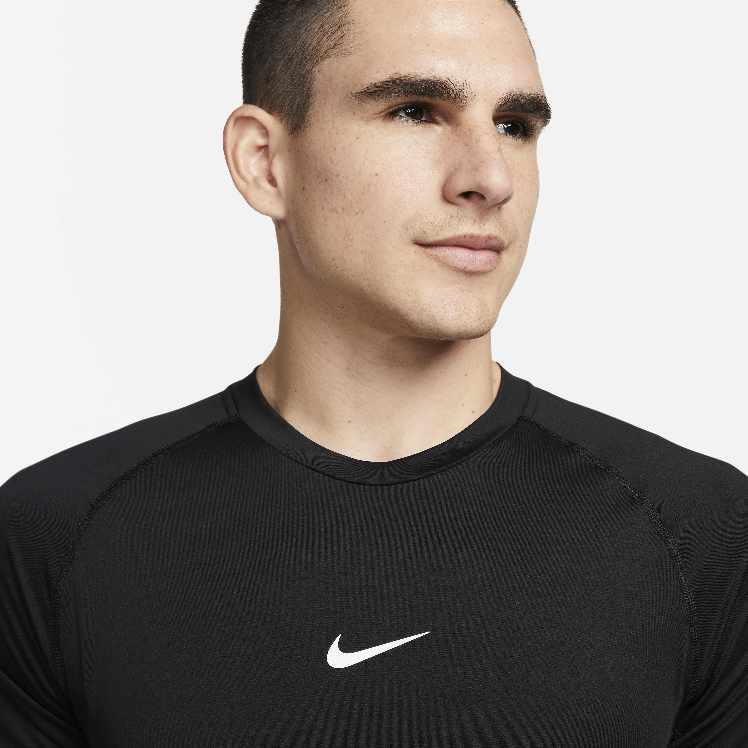 Nike Pro Men's Dri-FIT Slim Short-Sleeve Top