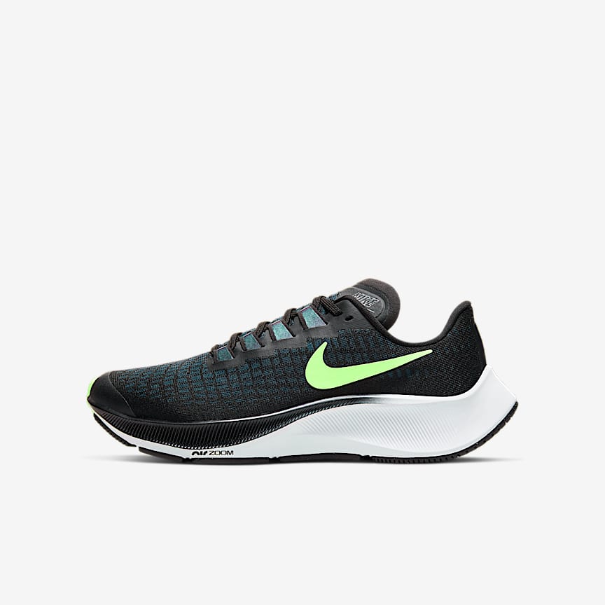 kids sports shoes near me