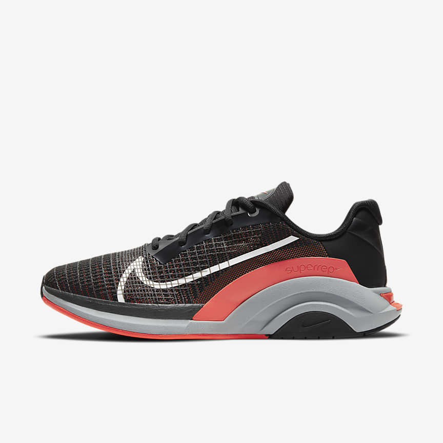 nike shoes available near me