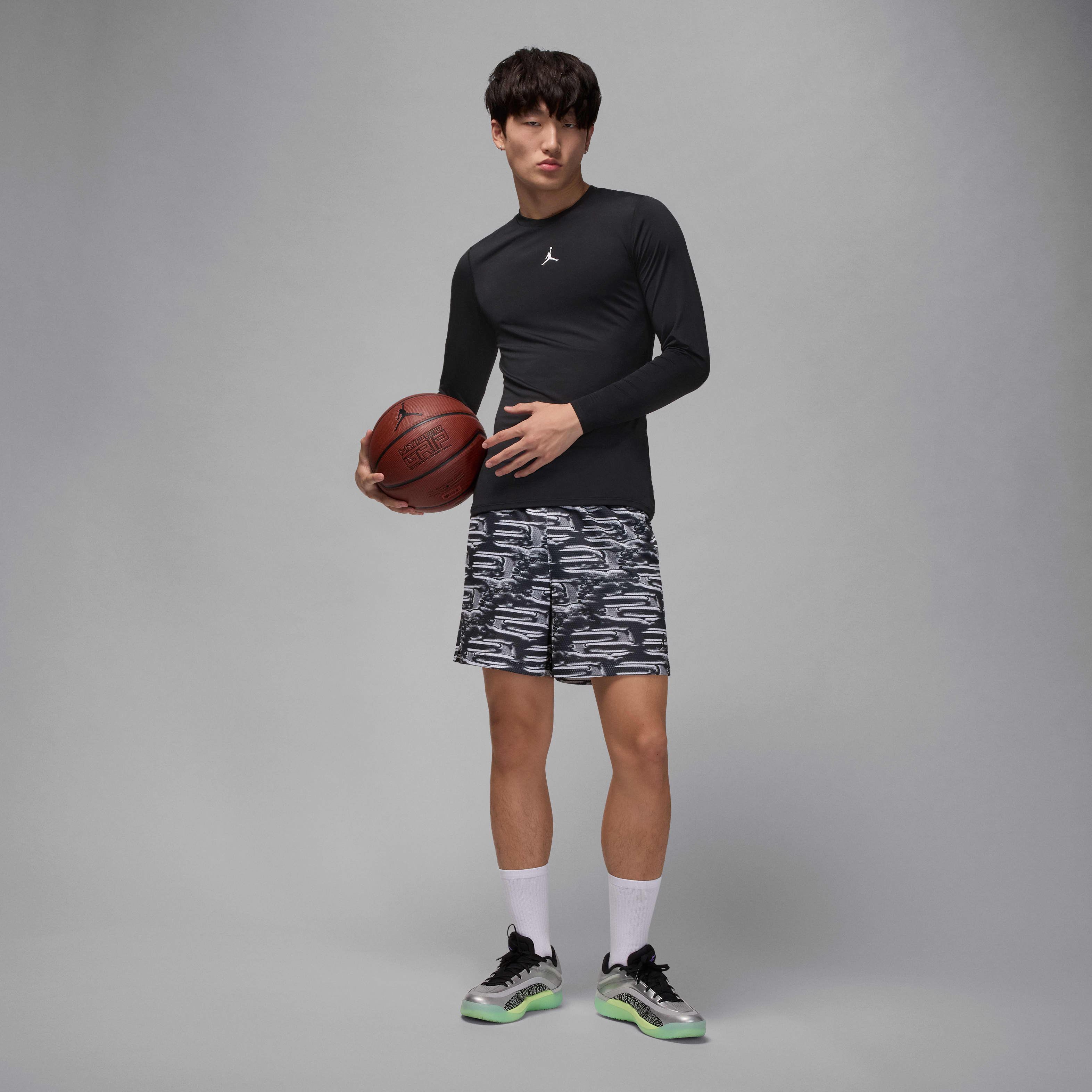 Jordan Sport Men's Dri-FIT Long-Sleeve Base Layer Top