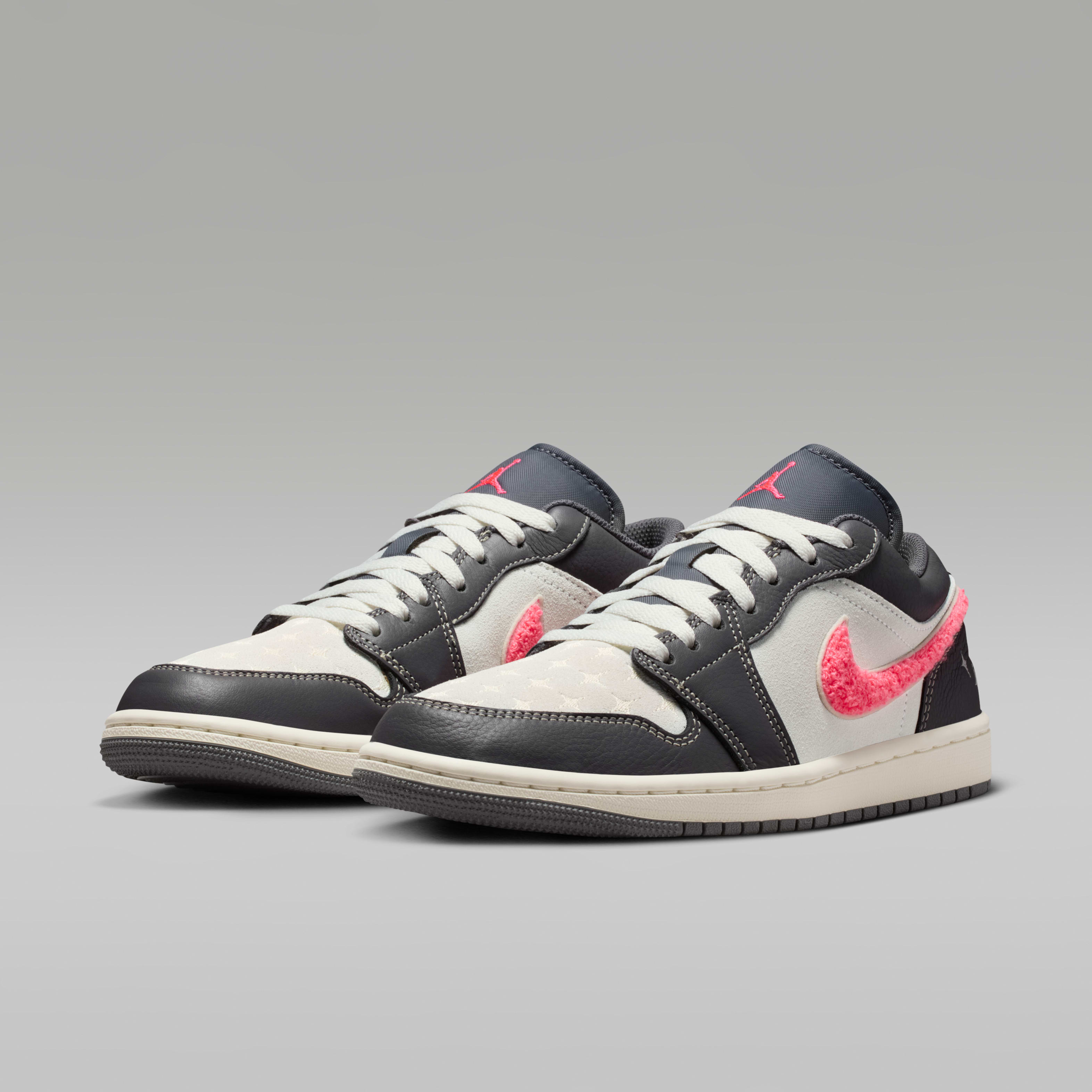 Air Jordan 1 Low Women's Shoes