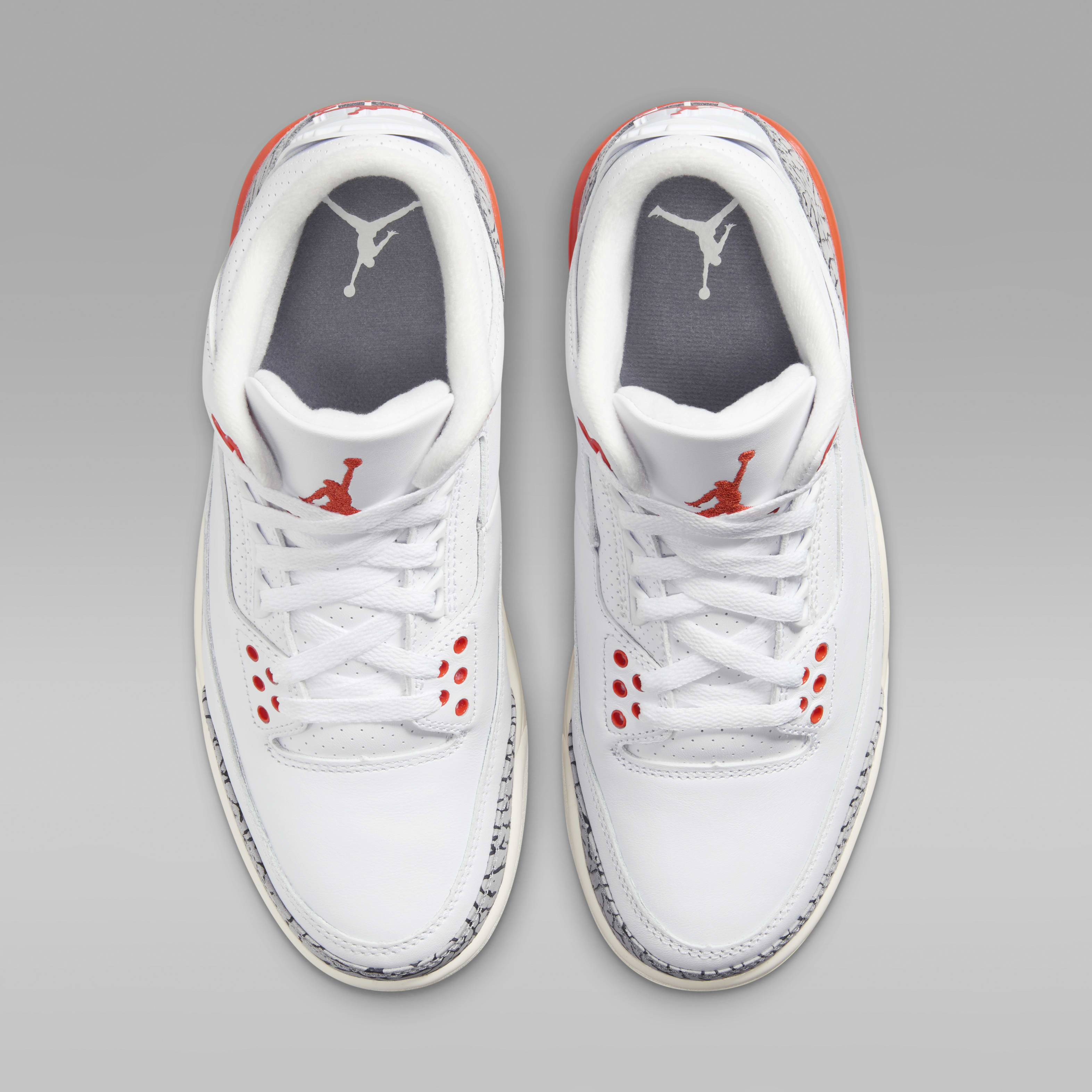 Air Jordan 3 Retro Women's Shoes