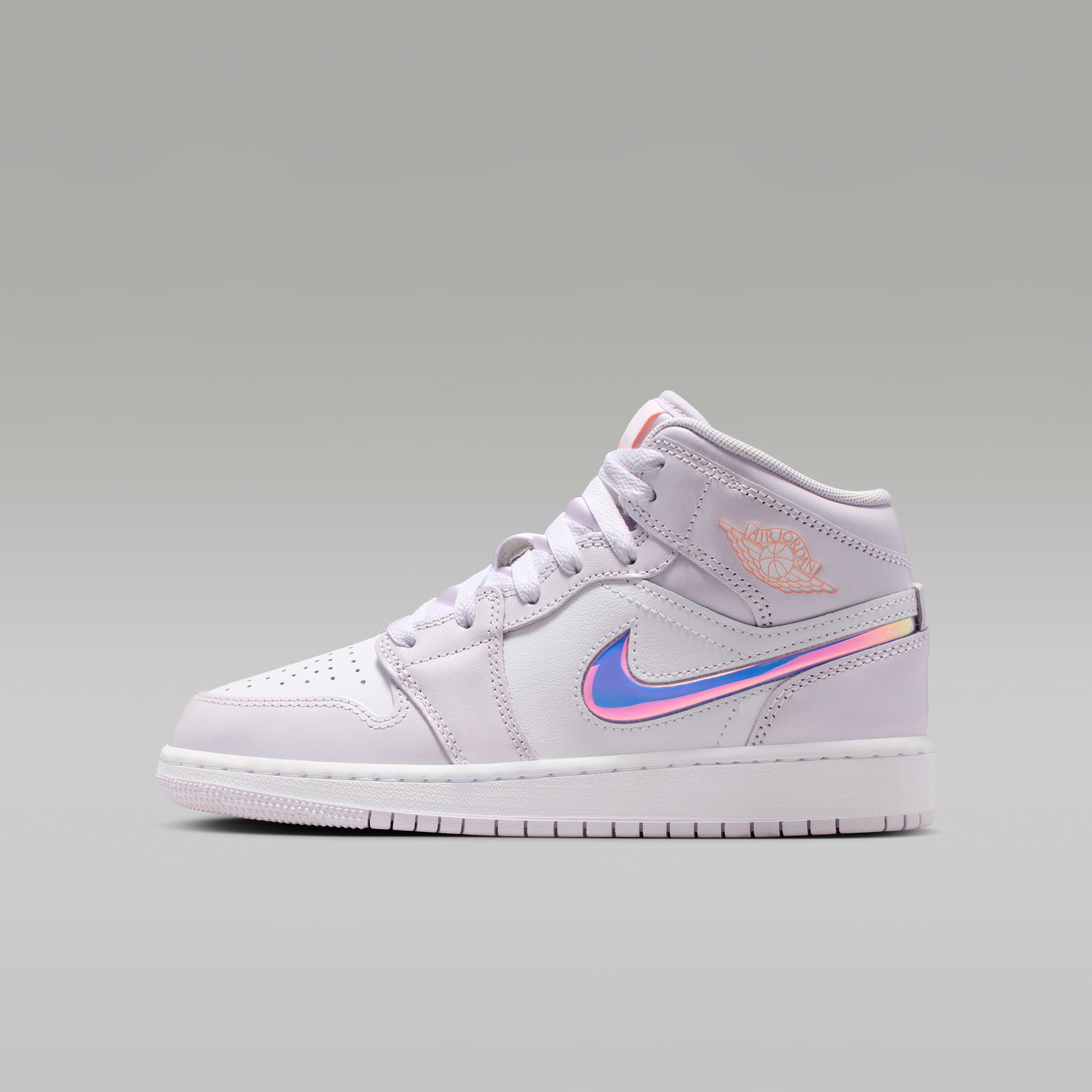 Air Jordan 1 Mid SE Big Kids' Shoes