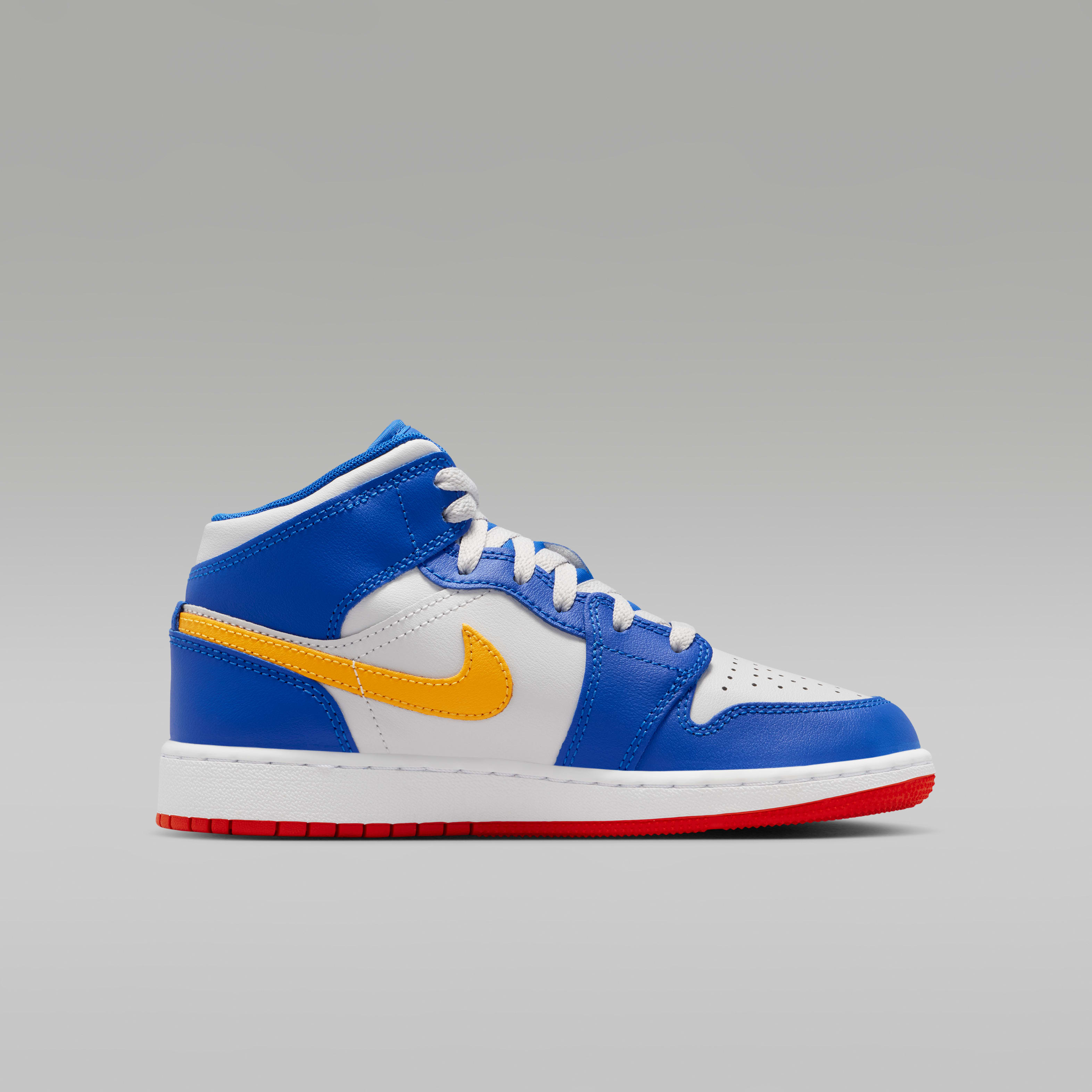 Air Jordan 1 Mid Big Kids' Shoes