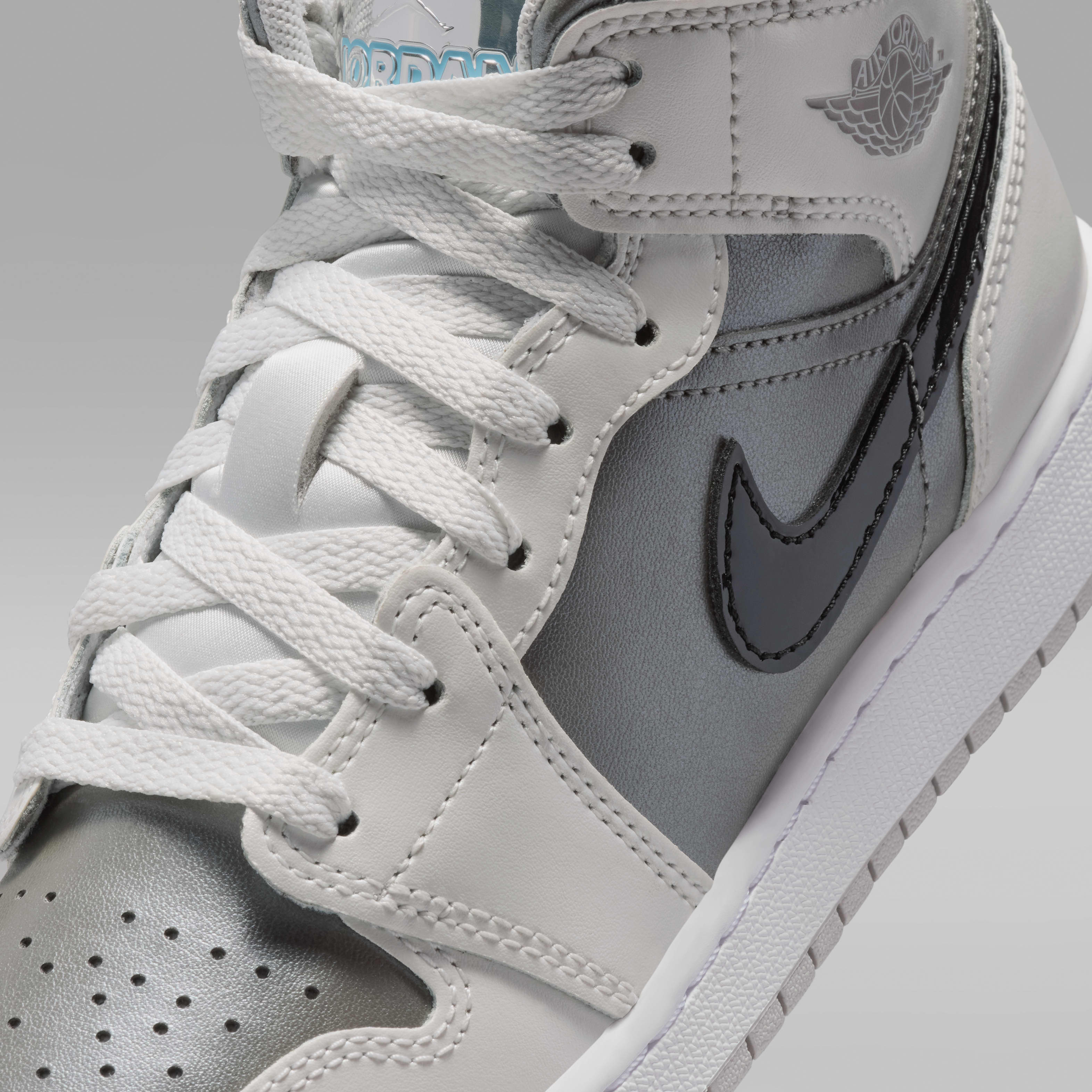 Jordan 1 Mid SE Little Kids' Shoes