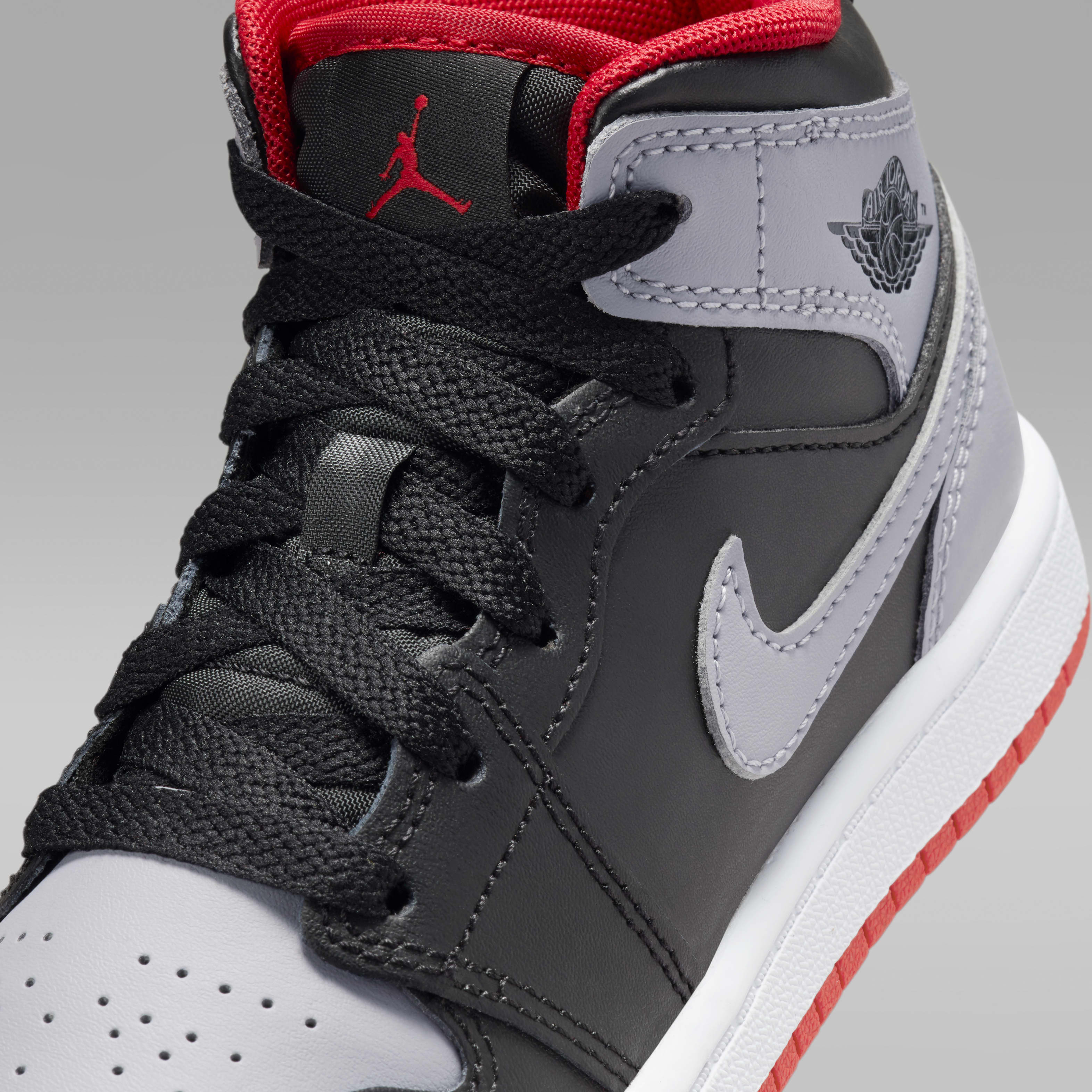 Jordan 1 Mid Little Kids' Shoes