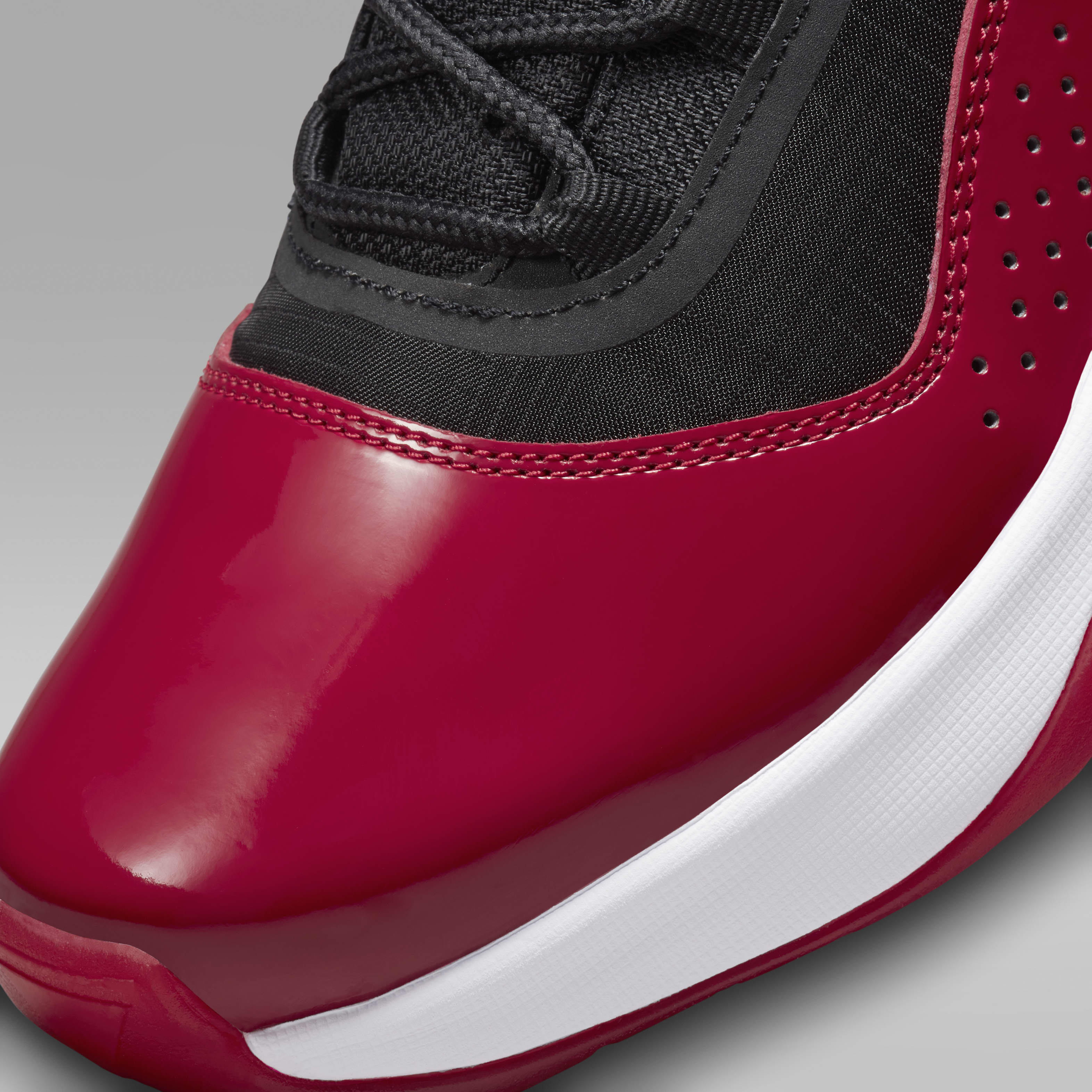 Air Jordan 11 CMFT Low Women's Shoes
