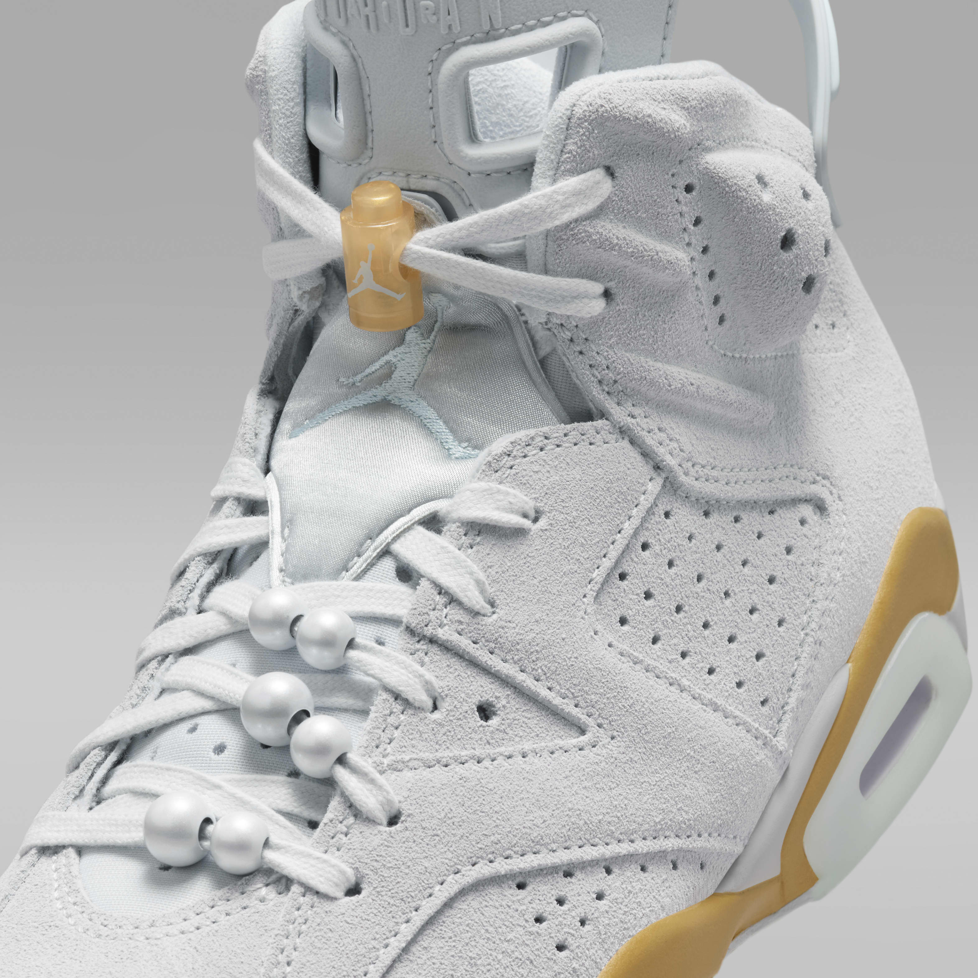 Air Jordan 6 Retro "Pearl" Women's Shoe