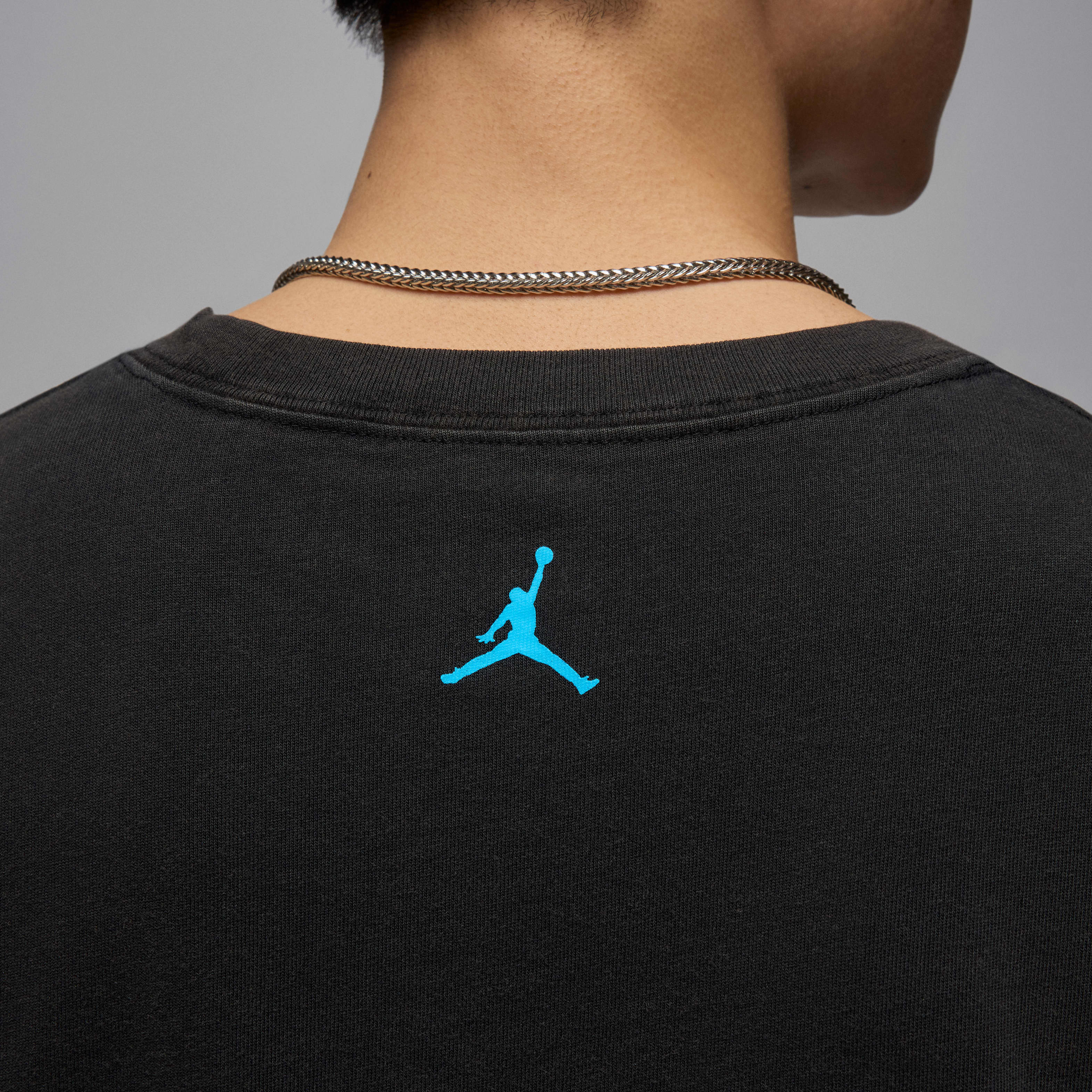 Jordan Flight Essentials Men's Graphic T-Shirt