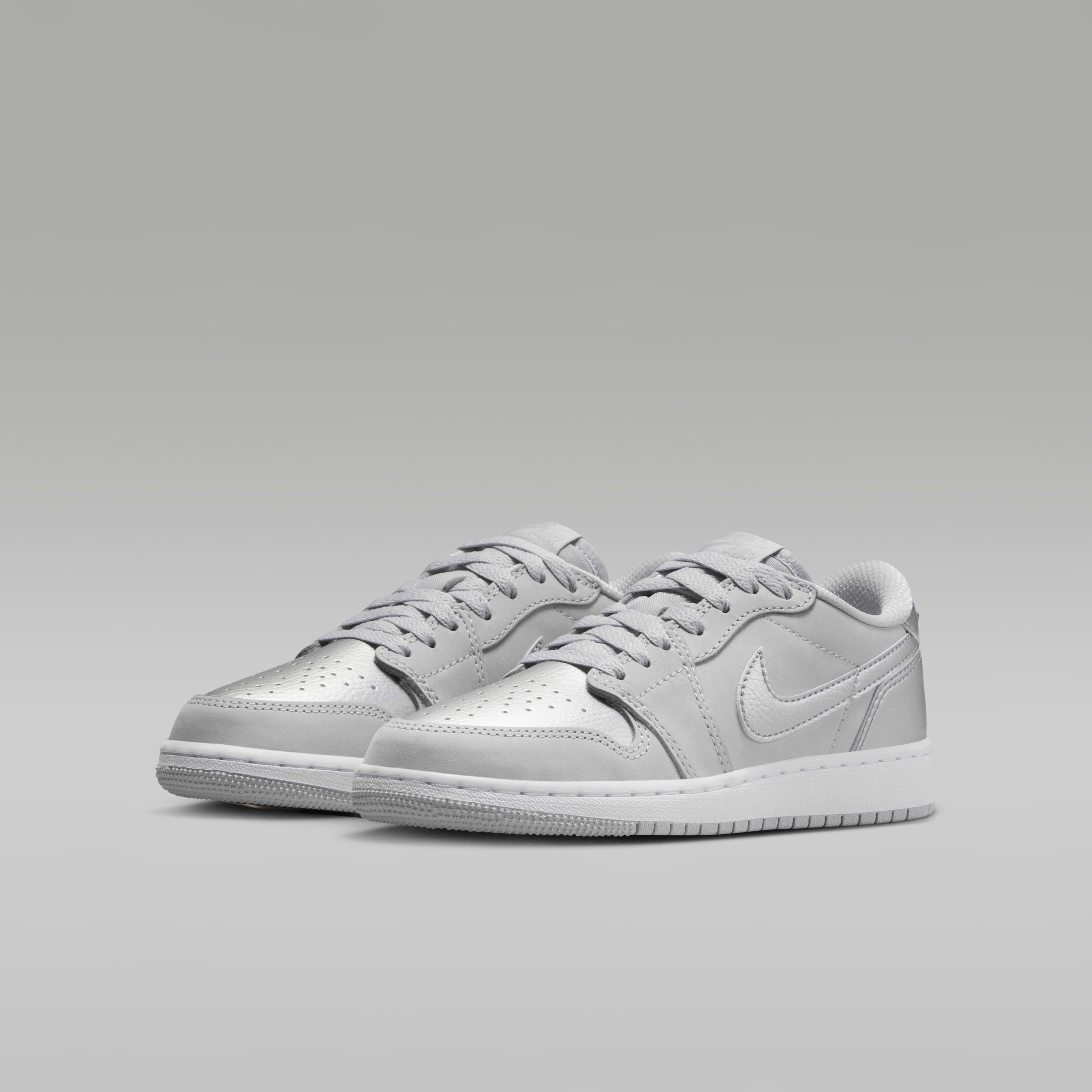 Air Jordan 1 Low OG "Silver" Big Kids' Shoes