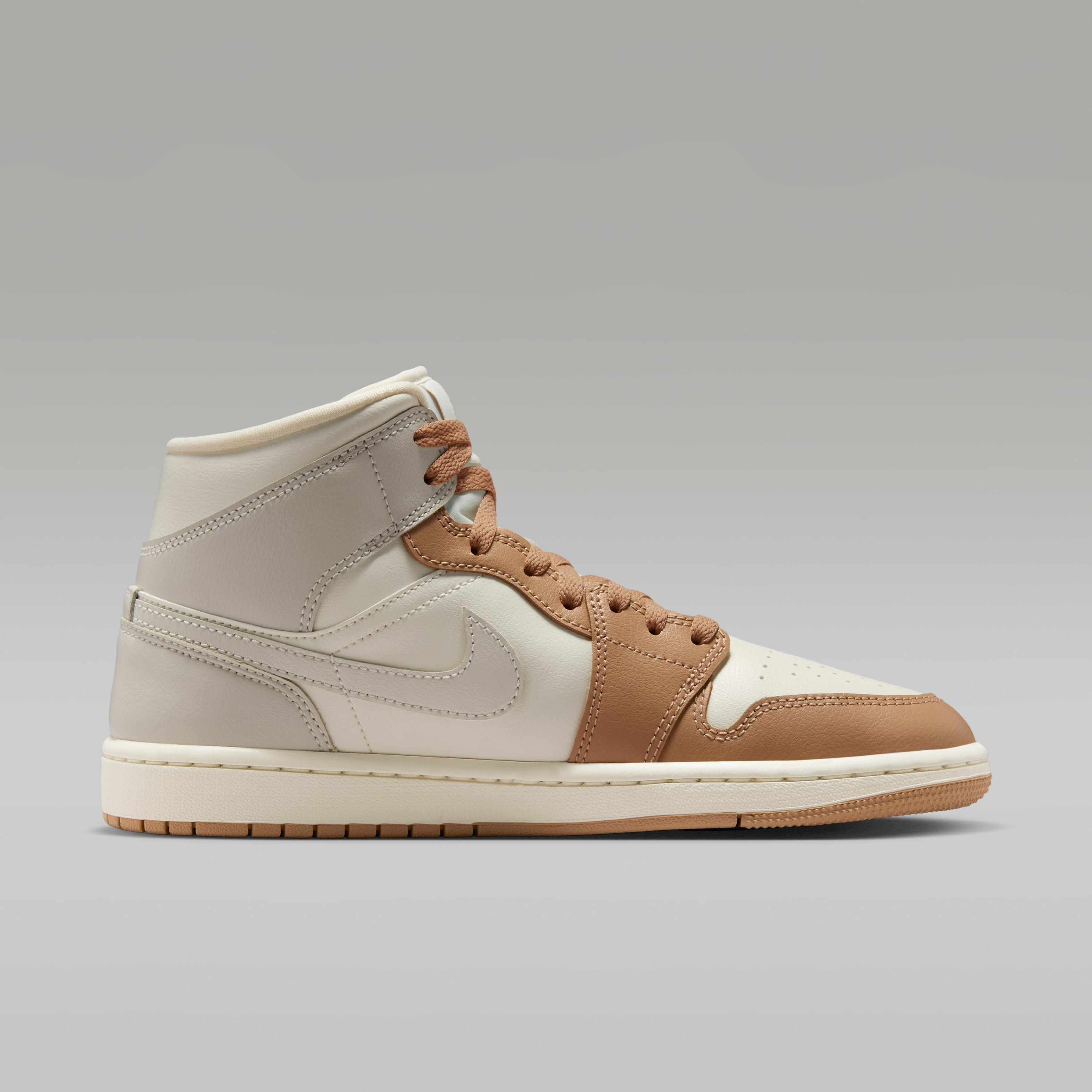 Air Jordan 1 Mid Women's Shoes