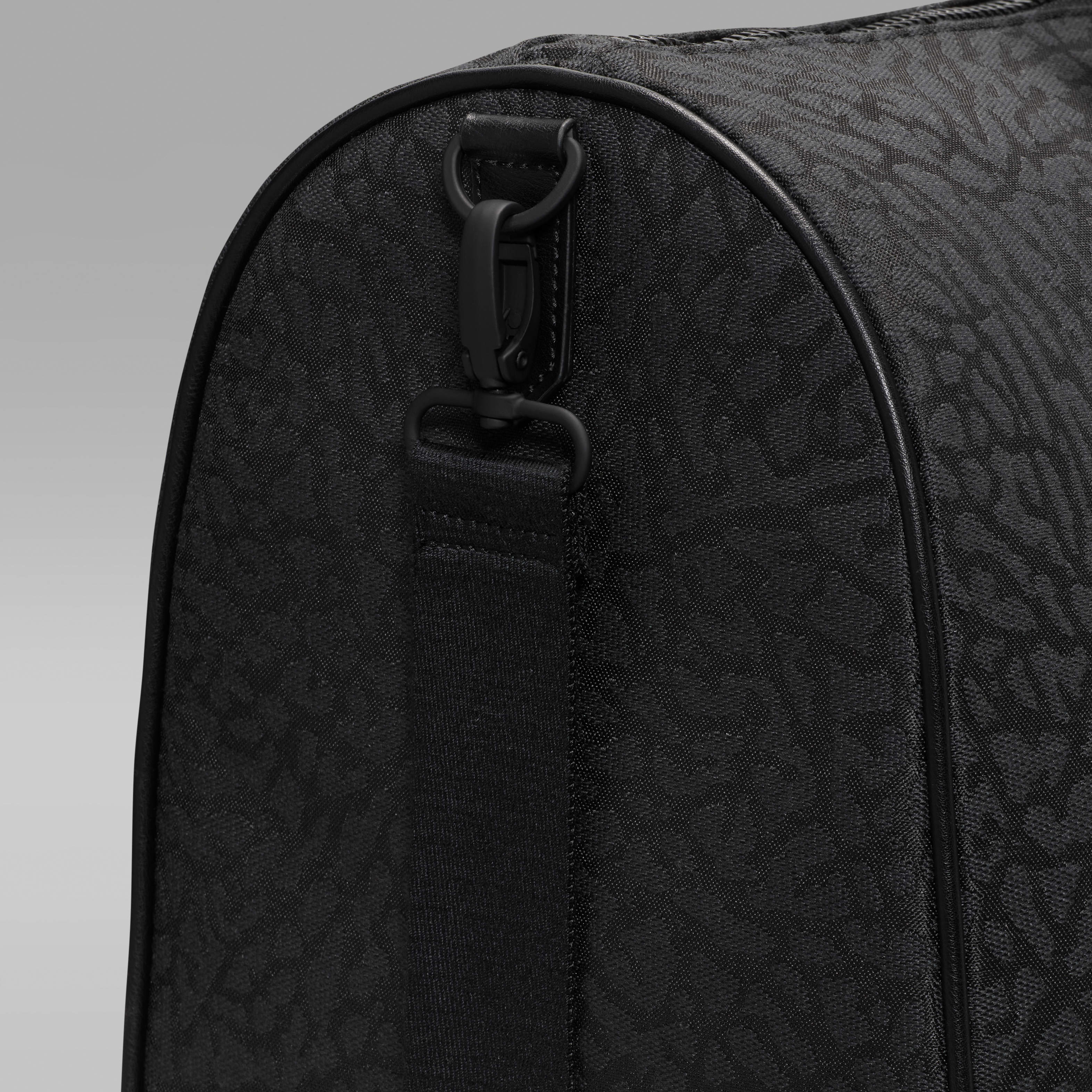 Jordan Icon Duffel Bag (25L)