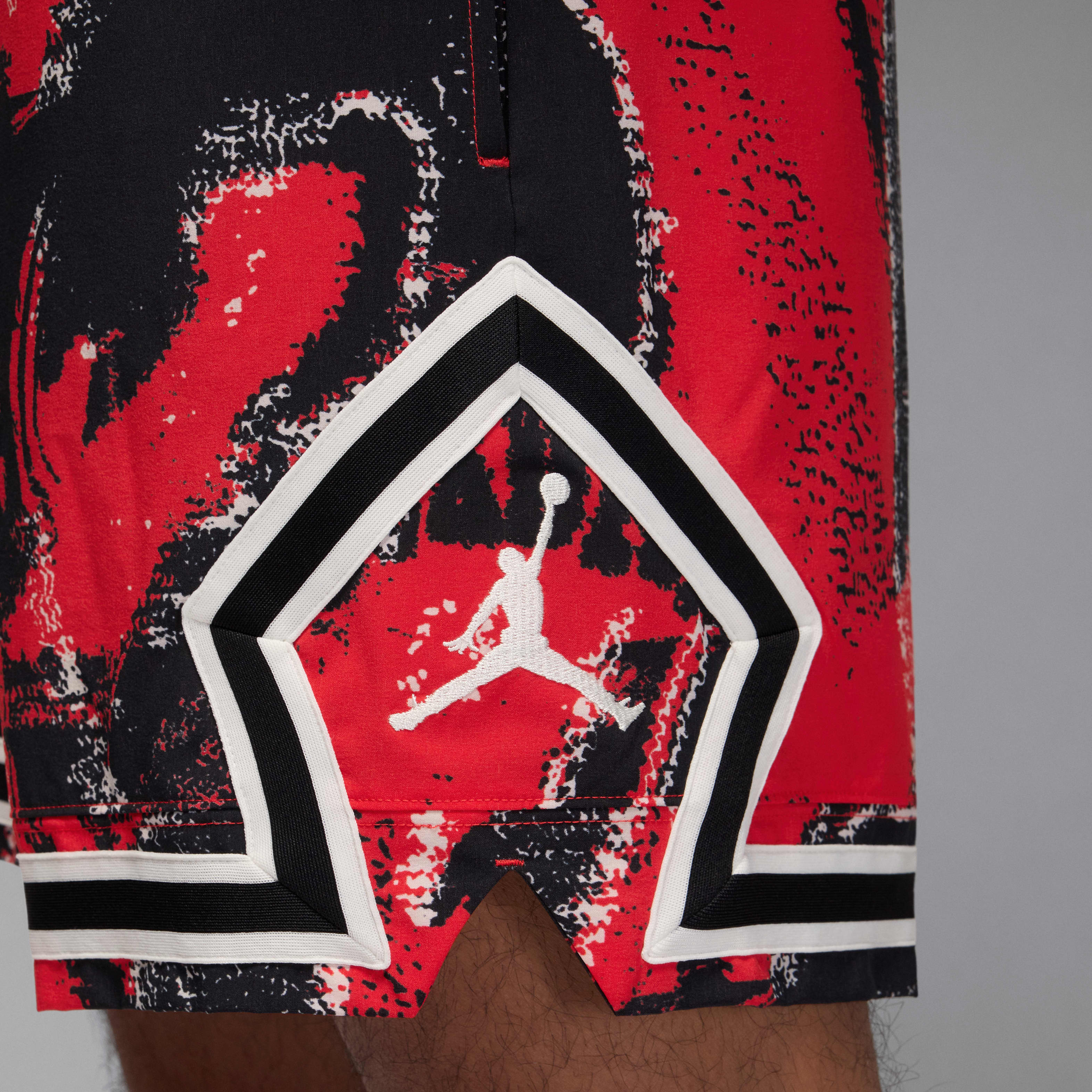 Jordan Sport Men's Dri-FIT Diamond Shorts