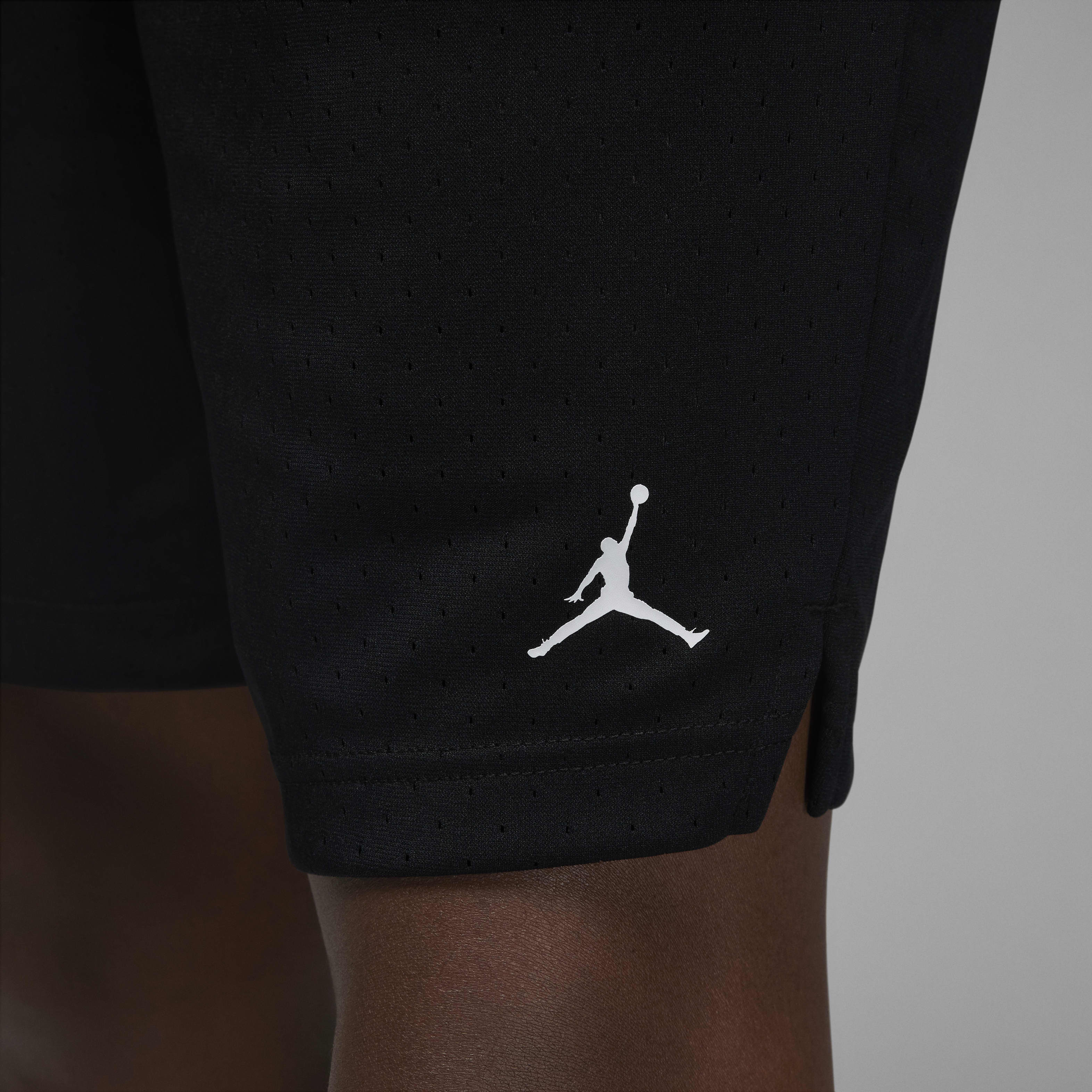 Jordan Sport Men's Dri-FIT Mesh Shorts