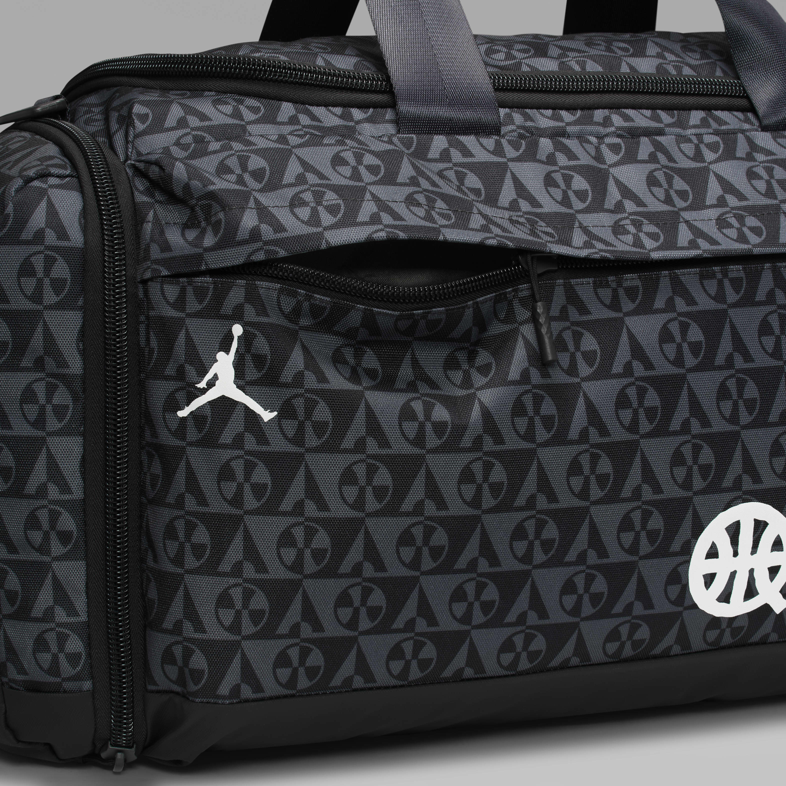 Jordan Quai 54 Duffle (60L)