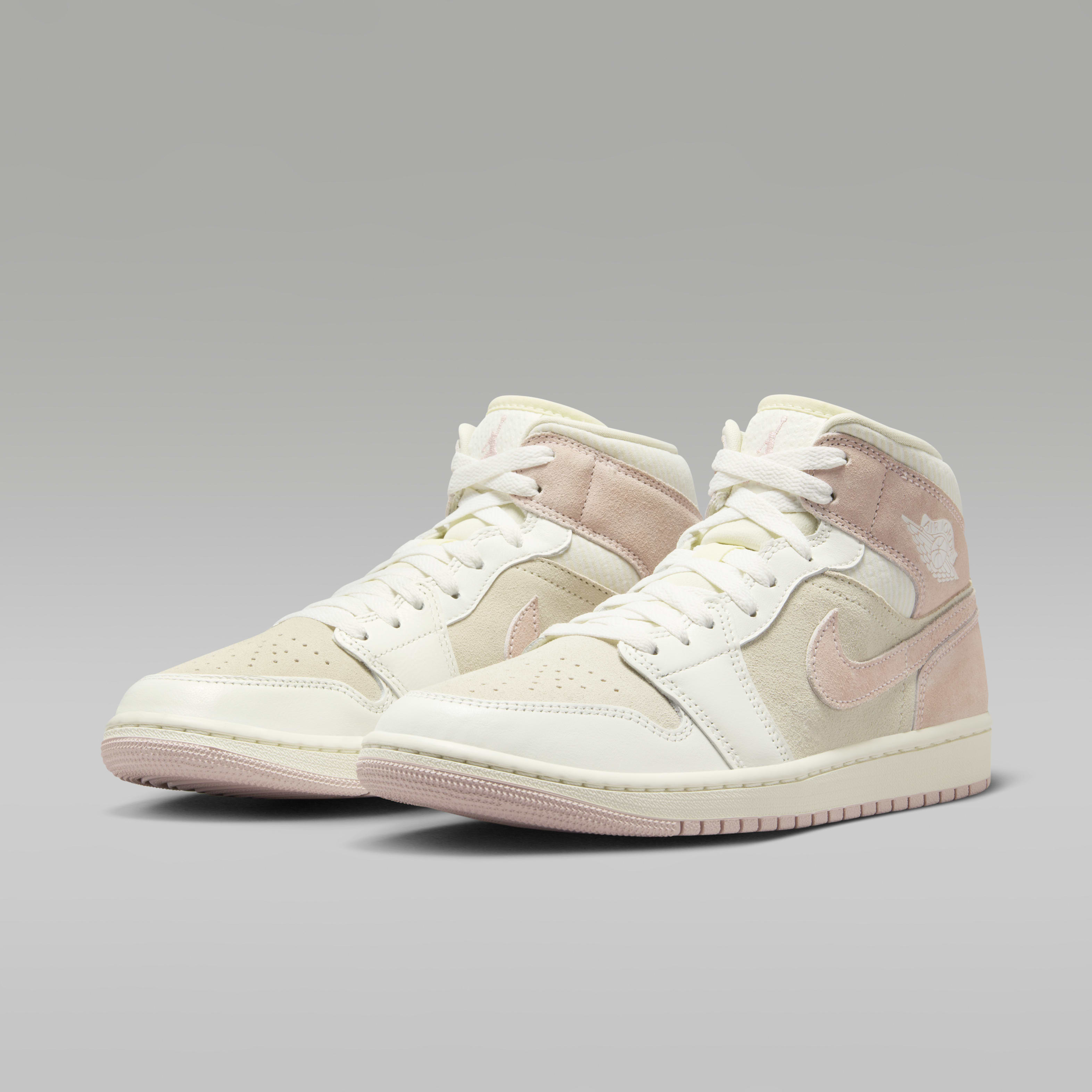 Air Jordan 1 Mid SE Women's Shoes
