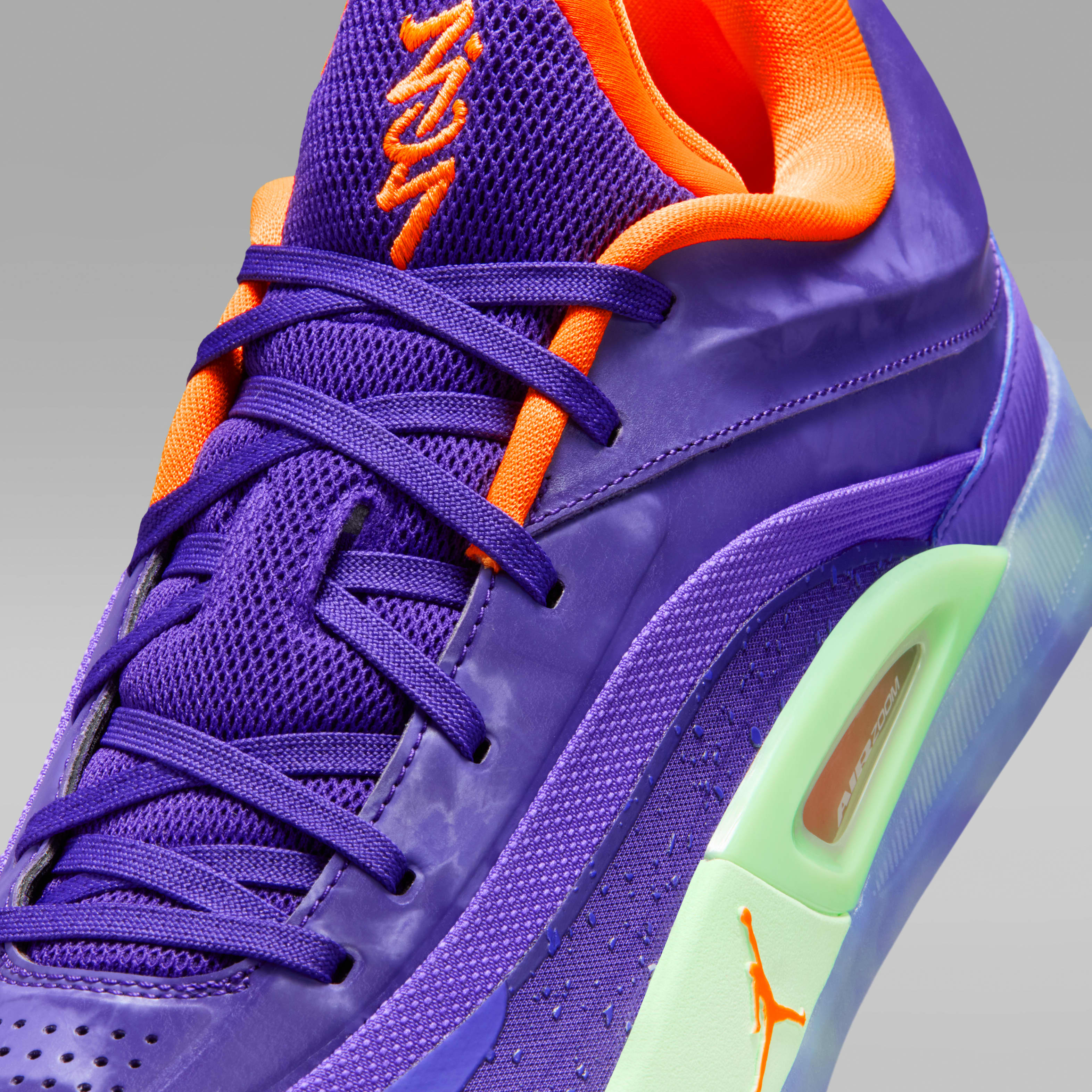 Zion 4 Basketball Shoes