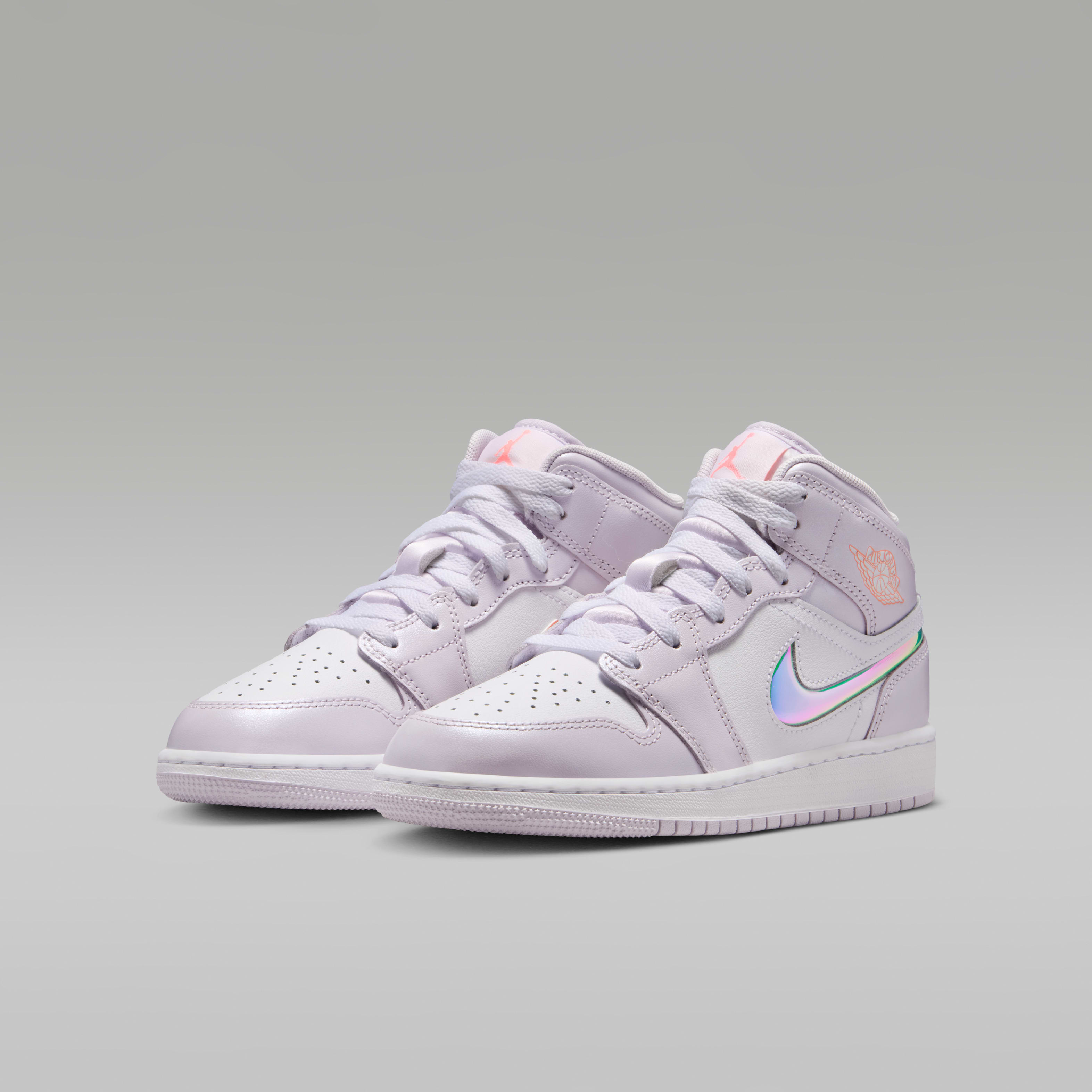 Air Jordan 1 Mid SE Big Kids' Shoes