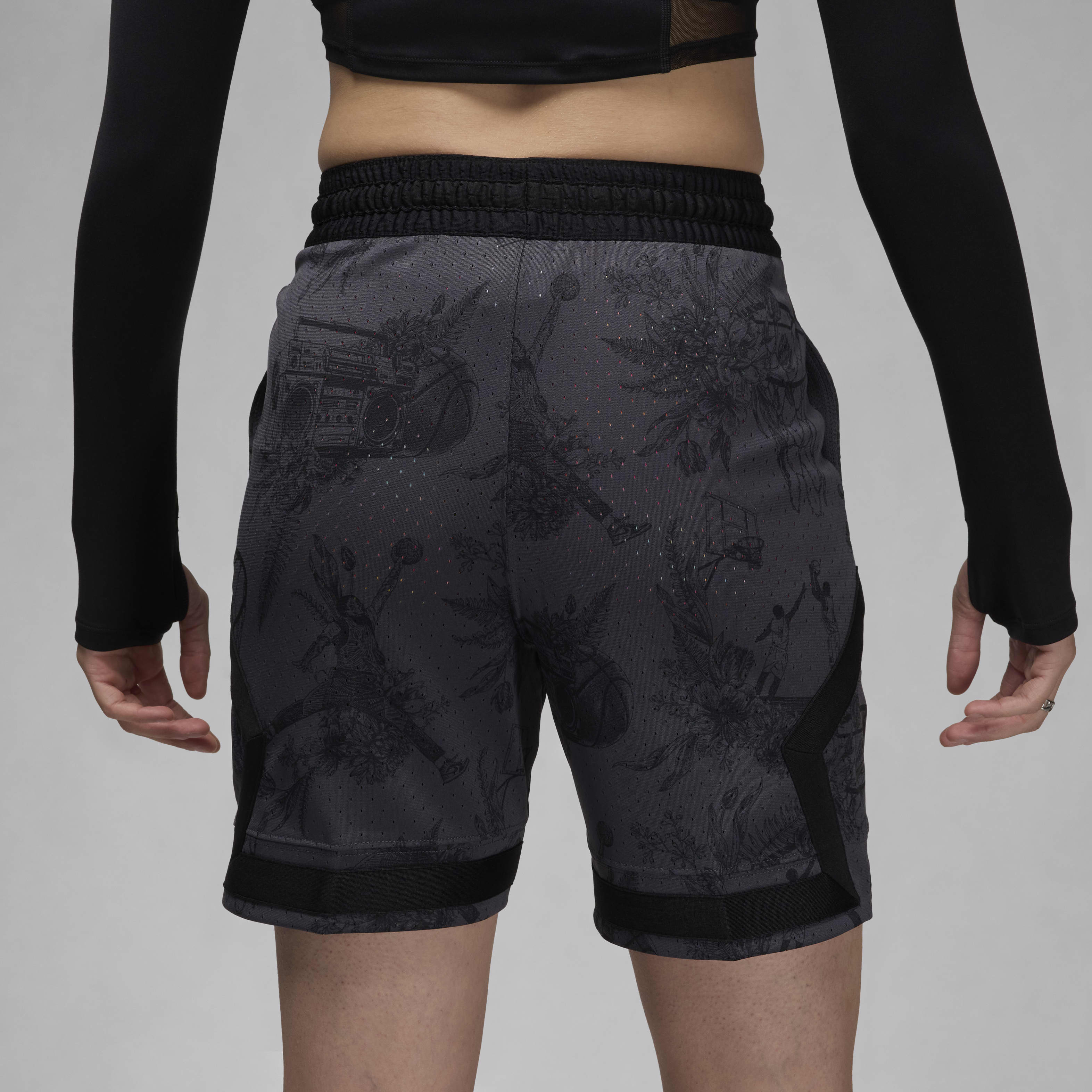 Jordan Sport Men's Dri-FIT Printed Diamond Shorts