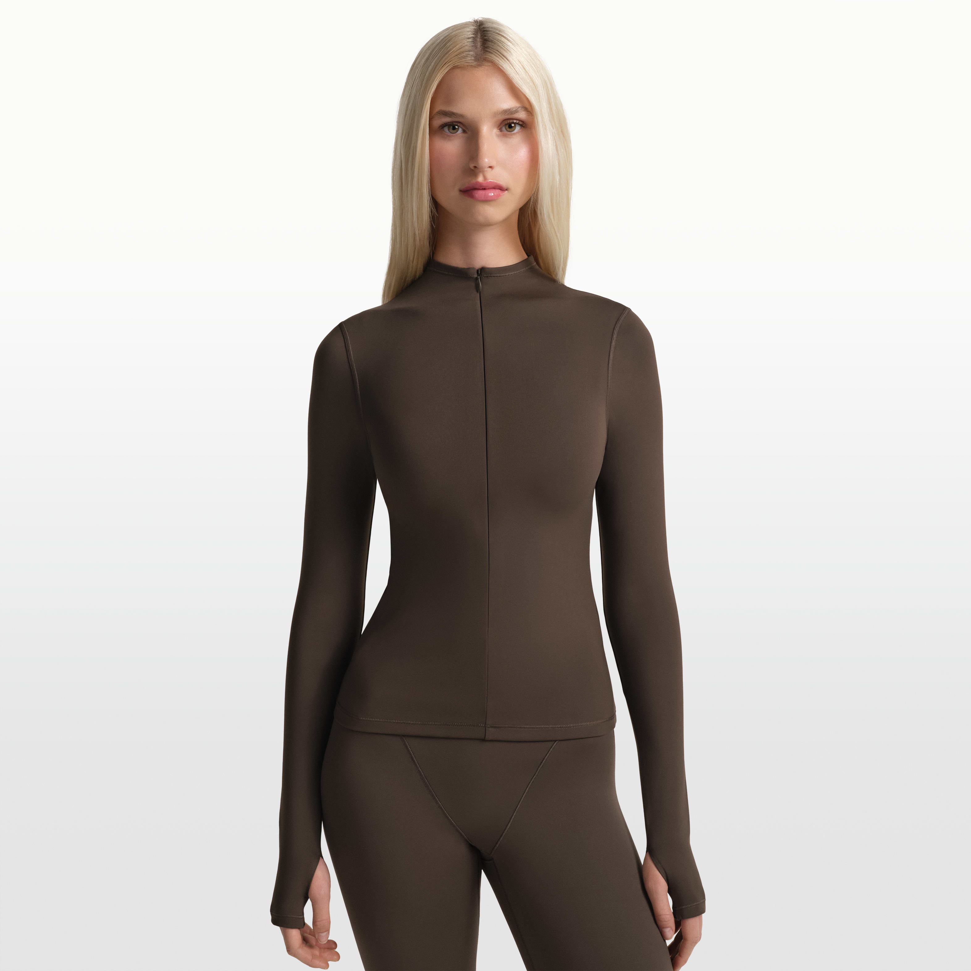 NikeSKIMS Matte Women's 1/2-Zip Mock-Neck Long-Sleeve Top