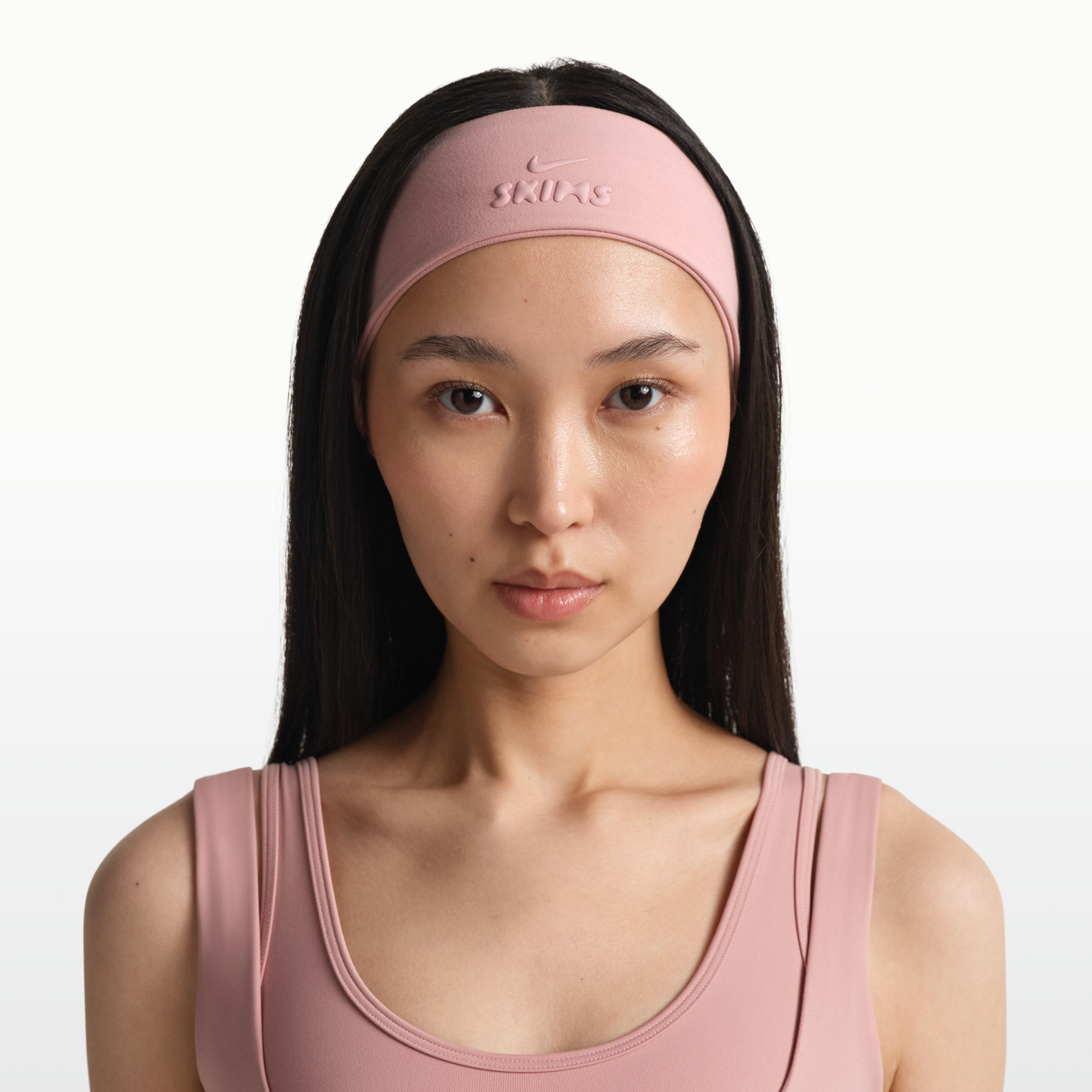NikeSKIMS Women display picture 1