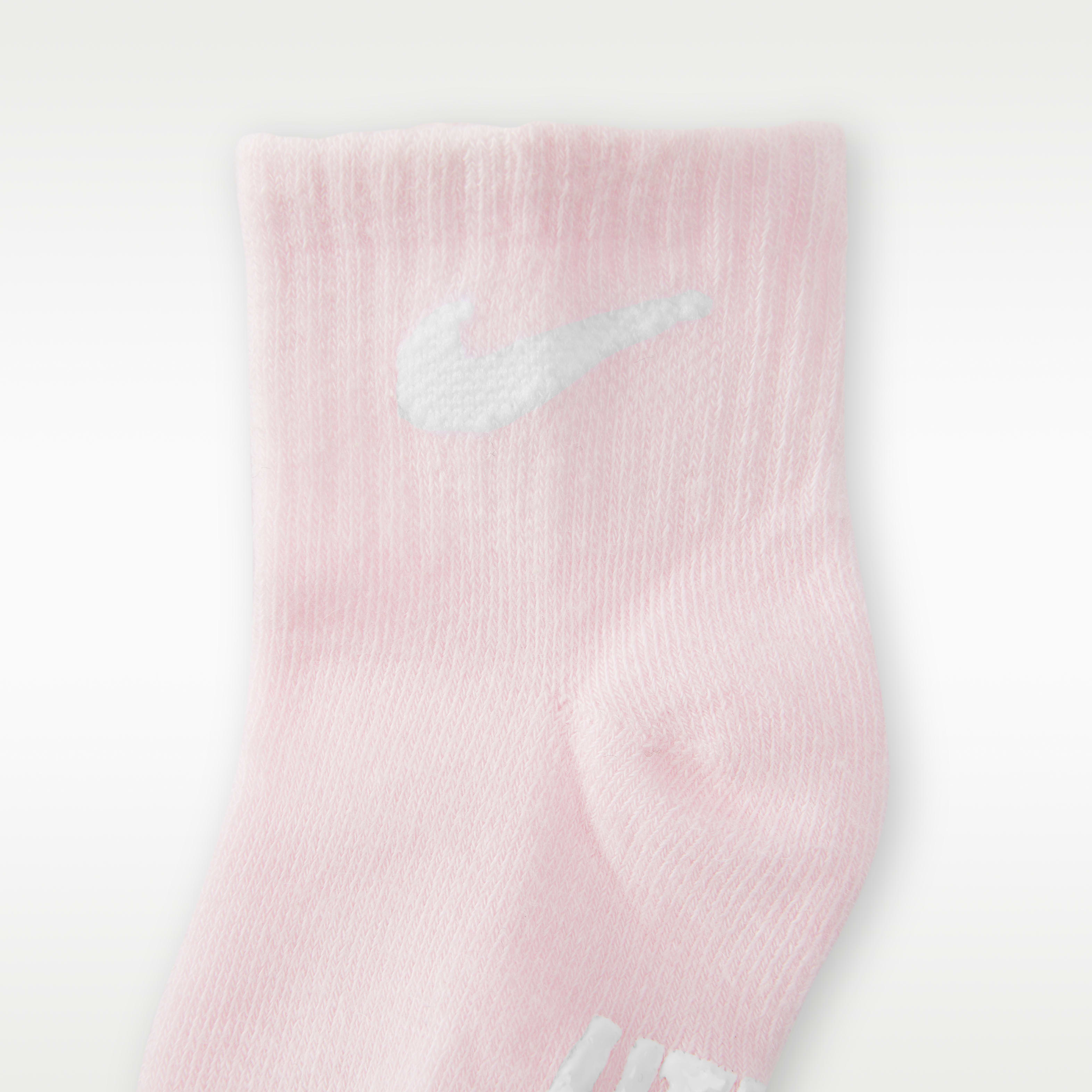 Nike Verbiage Gripper Socks (3 Pairs) Baby