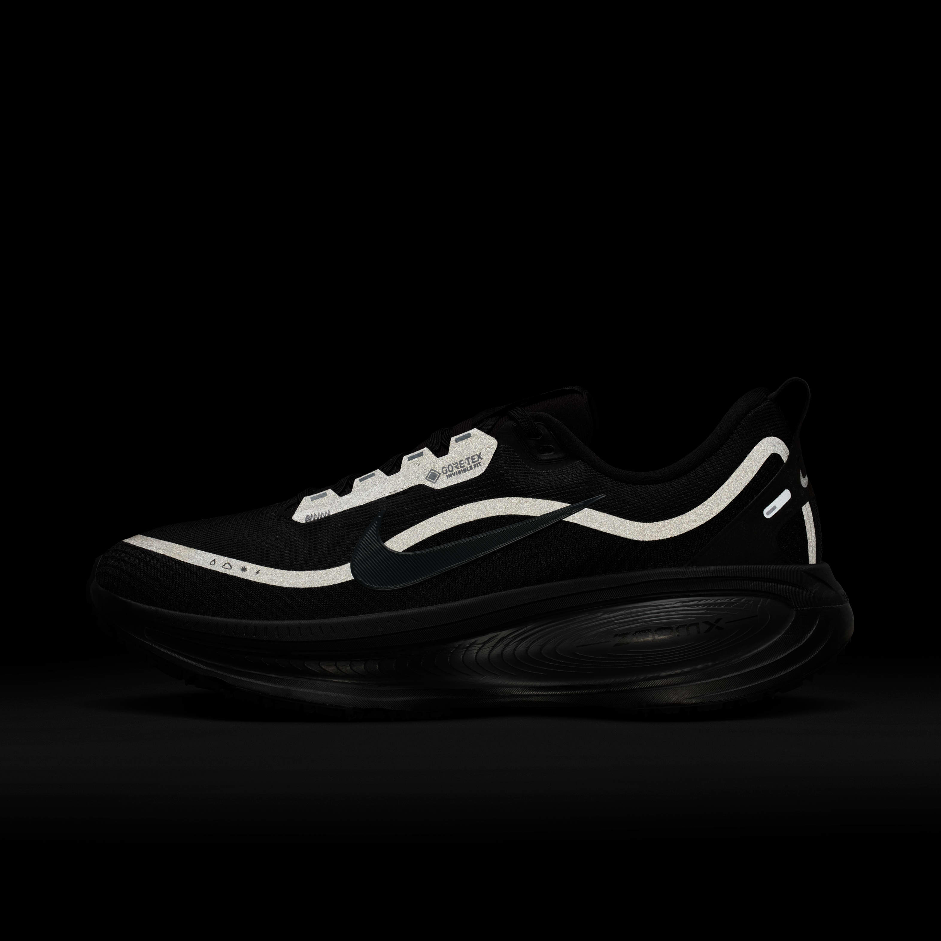 Men\'s Black Athletic Shoes with Reflective Accents Men main image 3