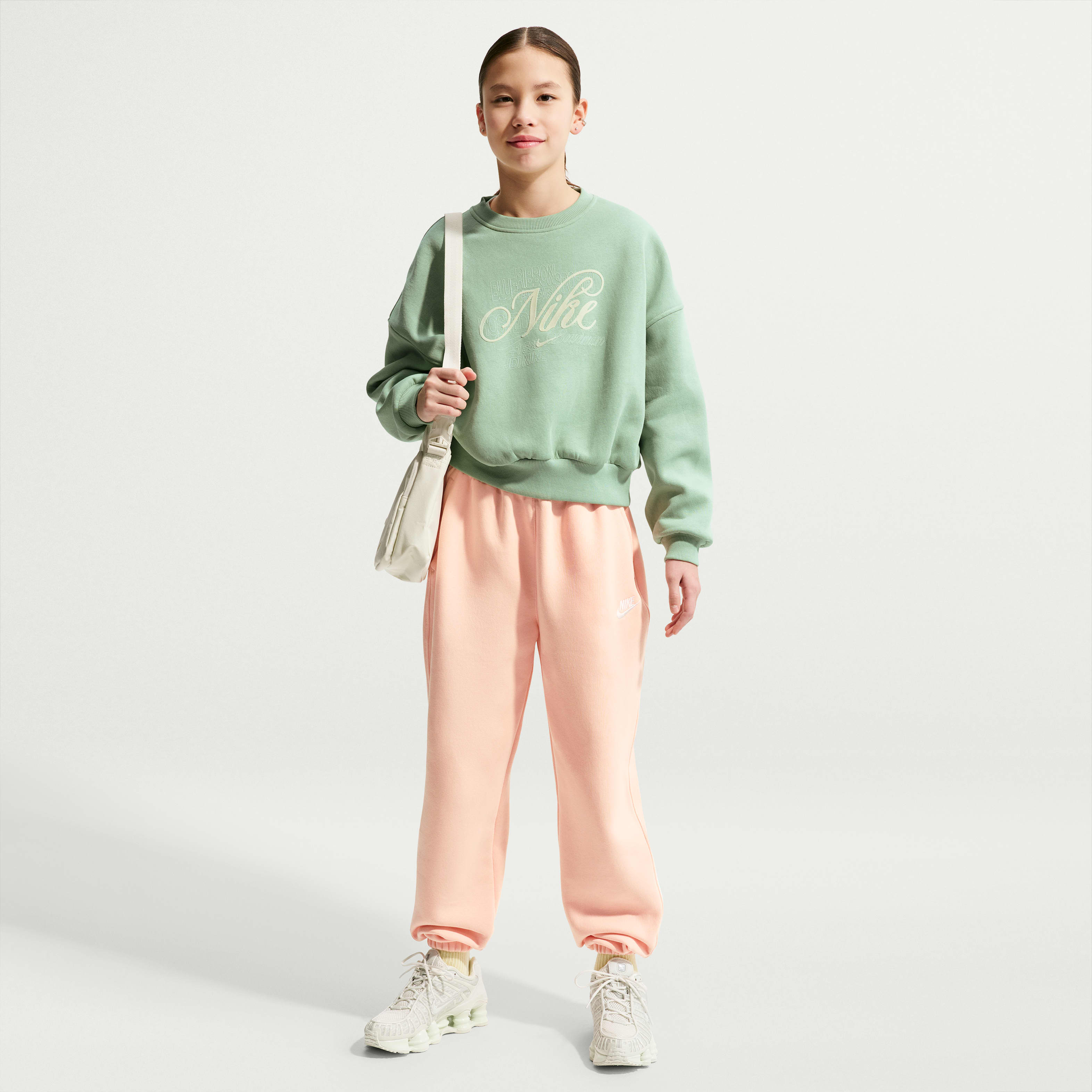 Nike Sportswear Club Fleece Big Kids' Loose Pants