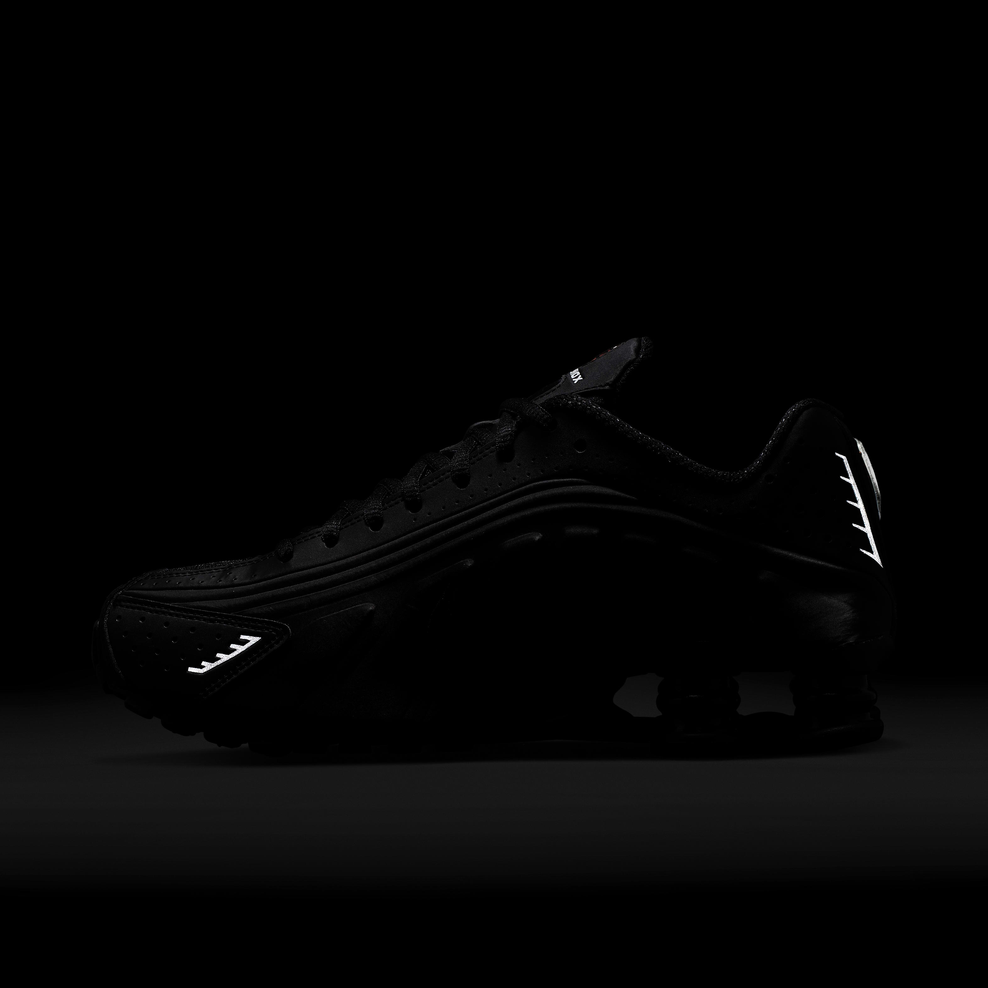 Nike Shox R4 Shoes