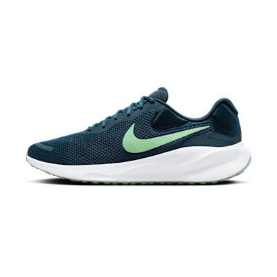 Nike Revolution 7