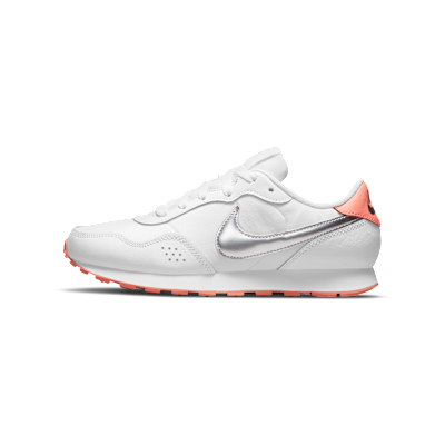 Nike MD Valiant