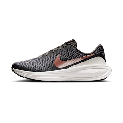 Nike Revolution 8