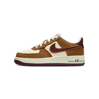 Nike Air Force 1 LV8