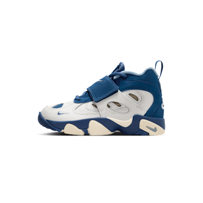 Nike Diamond Turf II