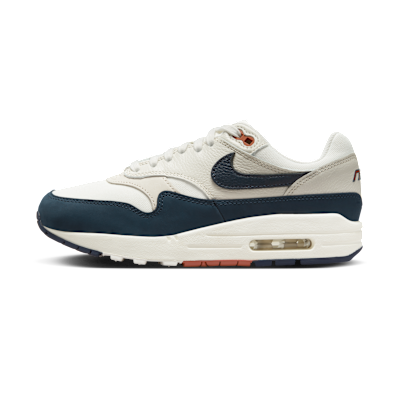 Nike Air Max 1 LX
