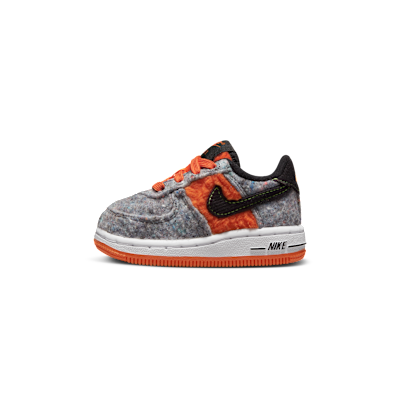 Nike Force 1 LV8
