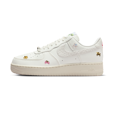 Nike Air Force 1 '07 SE 'LNY'