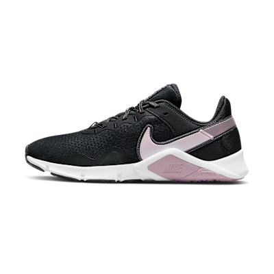 Nike Legend Essential 2 Premium