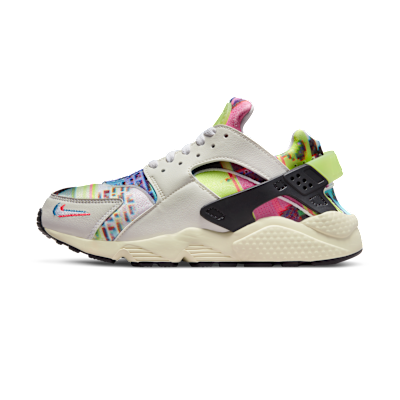 Nike Air Huarache SE
