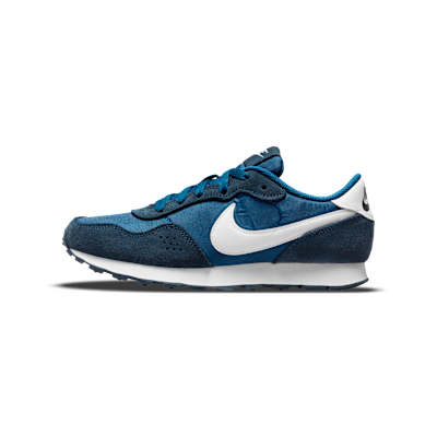 Nike MD Valiant
