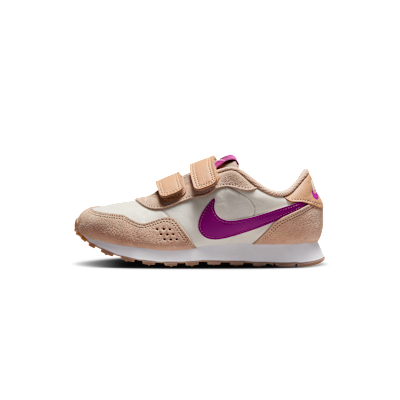 Nike MD Valiant