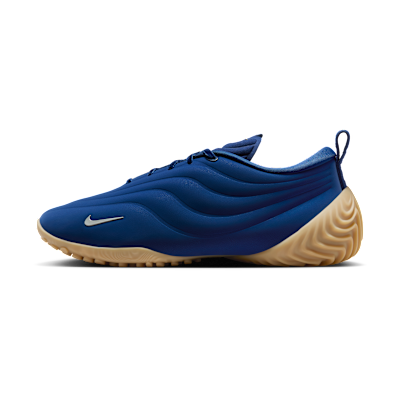 Nike Astra Ultra