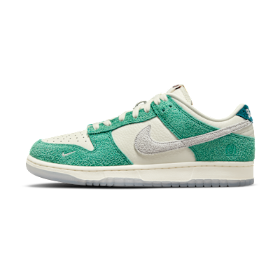 Nike x Kasina Dunk Low