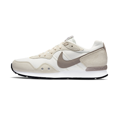 Nike Venture Runner